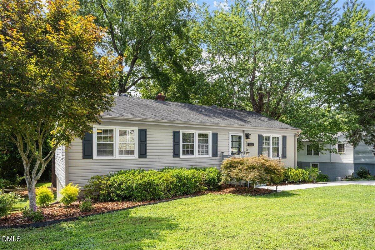 1106 N King Charles Road Property Photo 2
