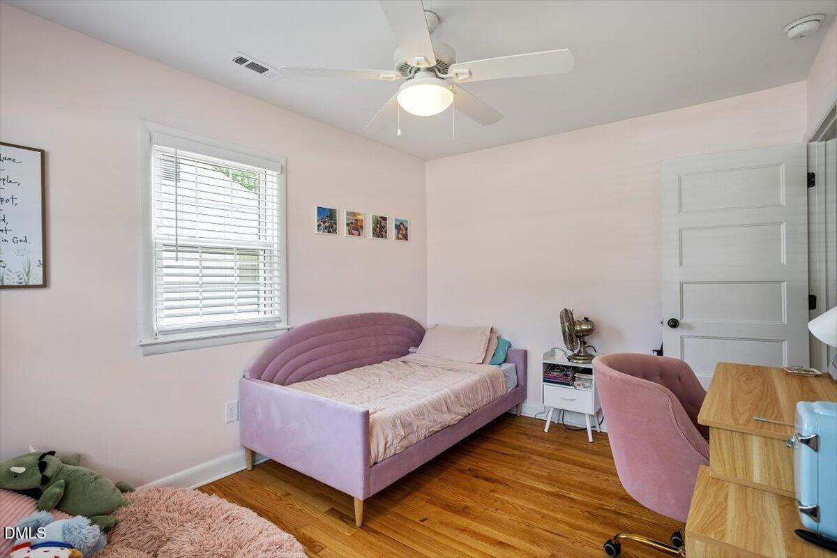 1106 N King Charles Road Property Photo 17