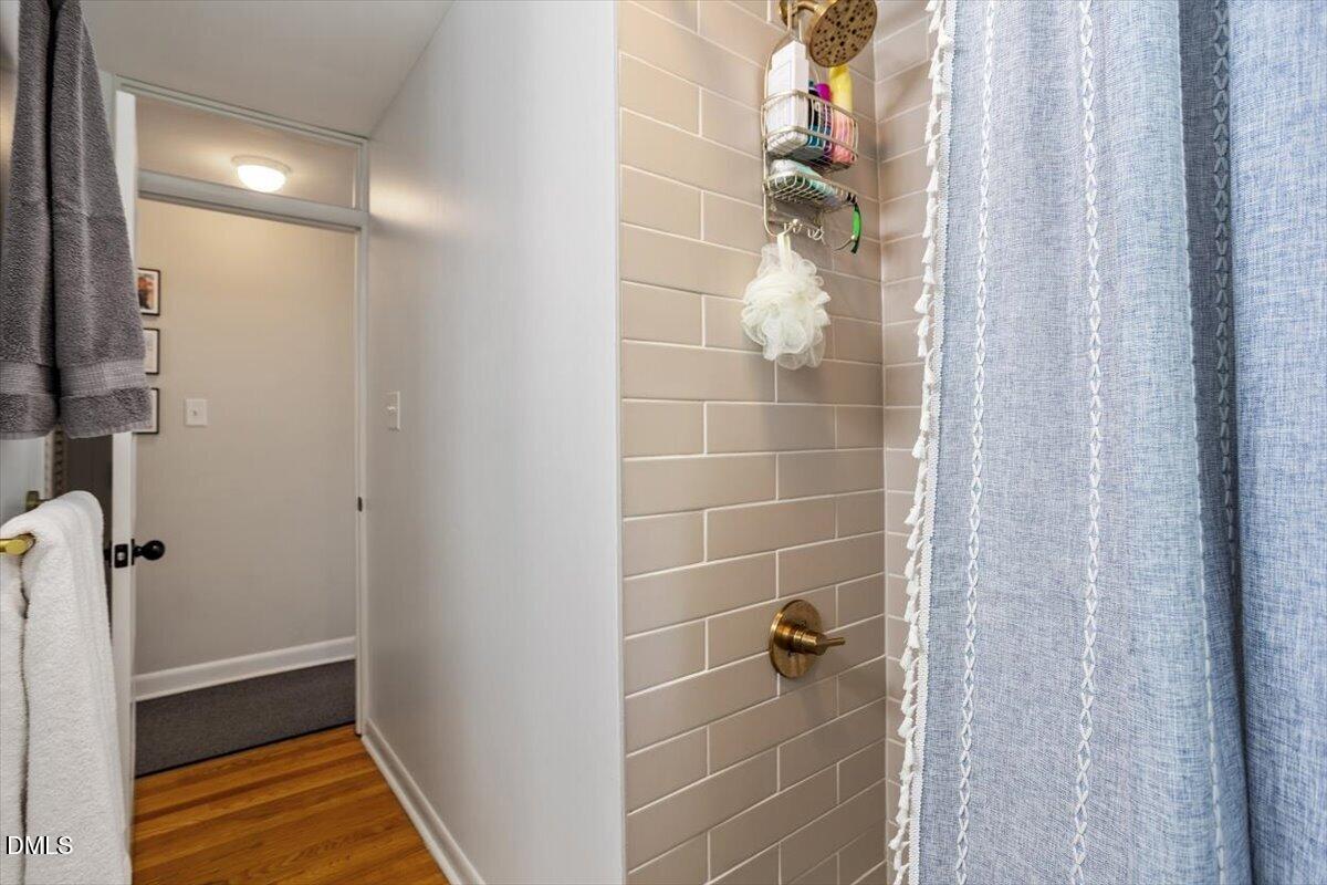 1106 N King Charles Road Property Photo 19