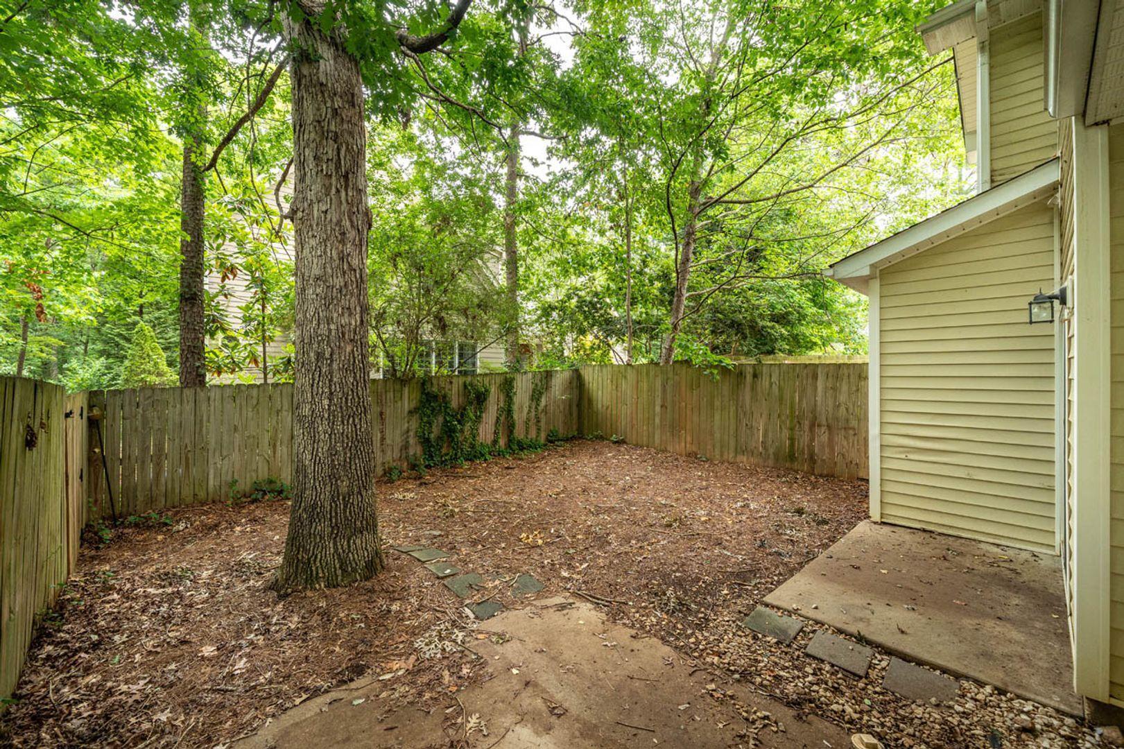 6301 Grove Estates Terrace Property Photo 5