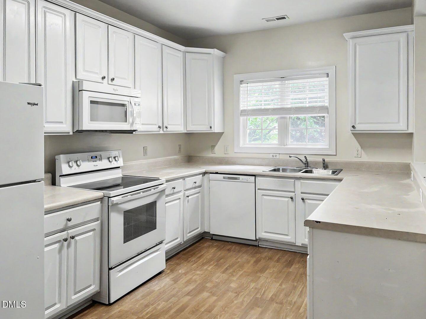 4122 Standing Rock Way Property Photo 6