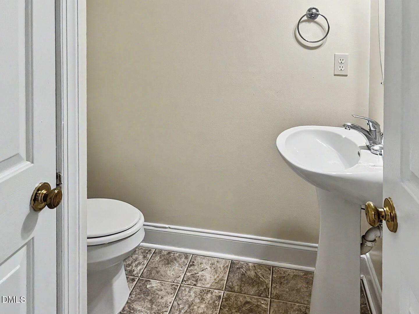 4122 Standing Rock Way Property Photo 8