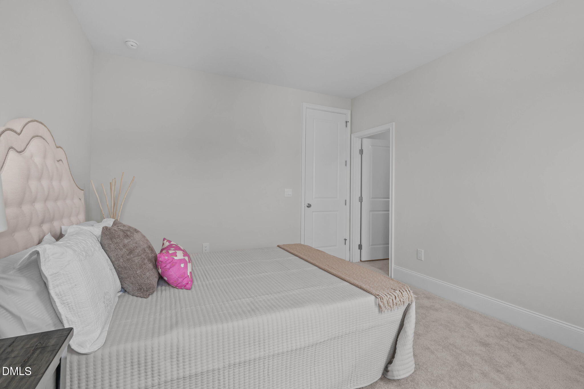 1006 Overdrift Lane Property Photo 44