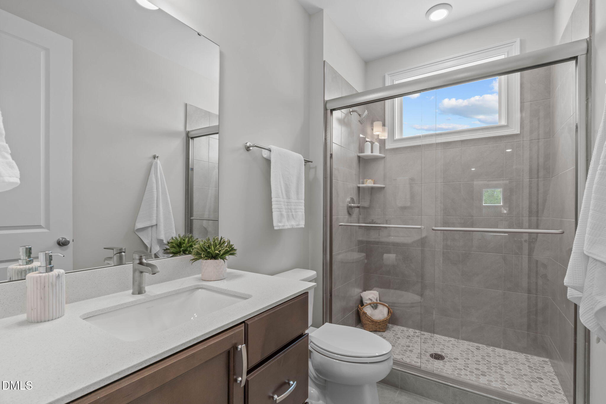 1006 Overdrift Lane Property Photo 49