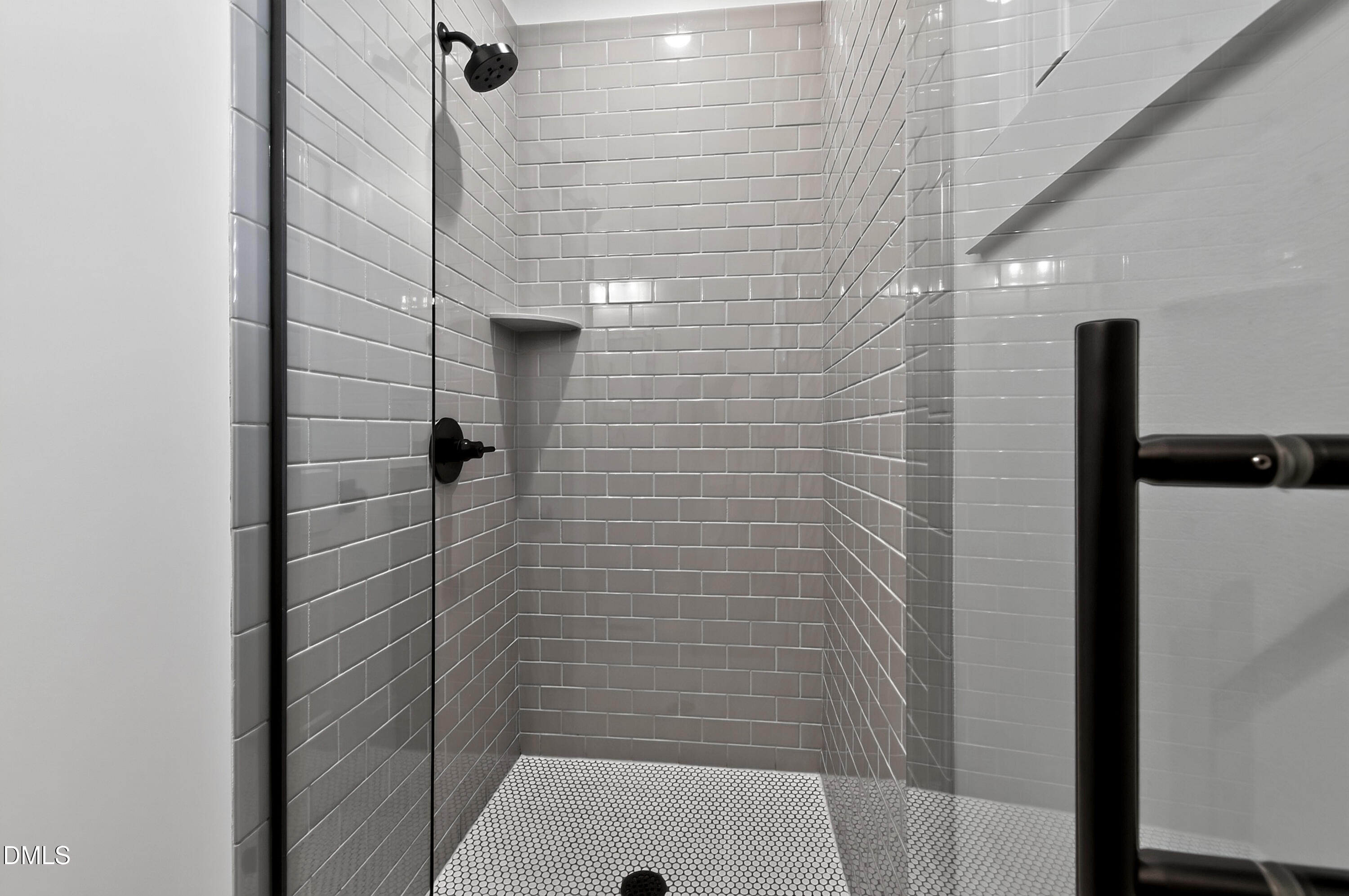 5021 Sandlewood Drive Property Photo 33