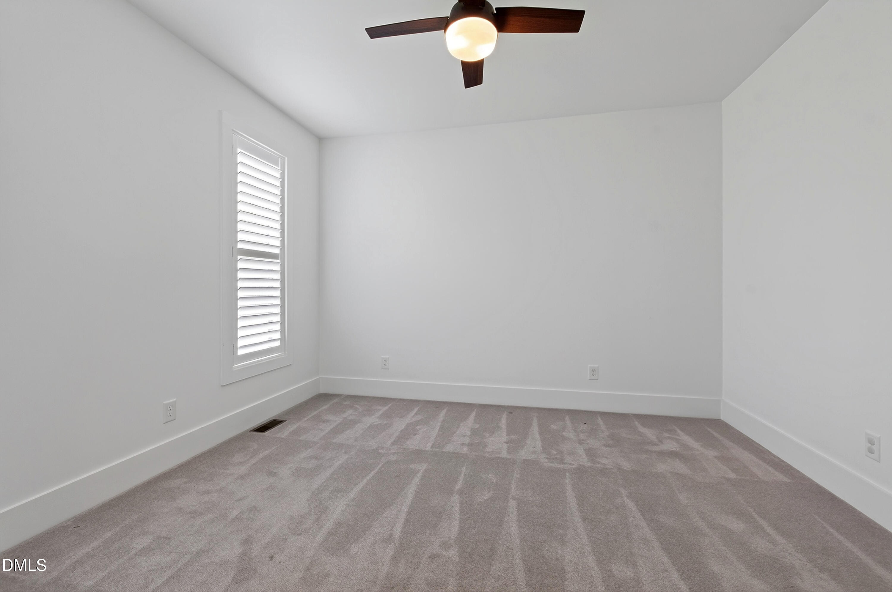 5021 Sandlewood Drive Property Photo 34