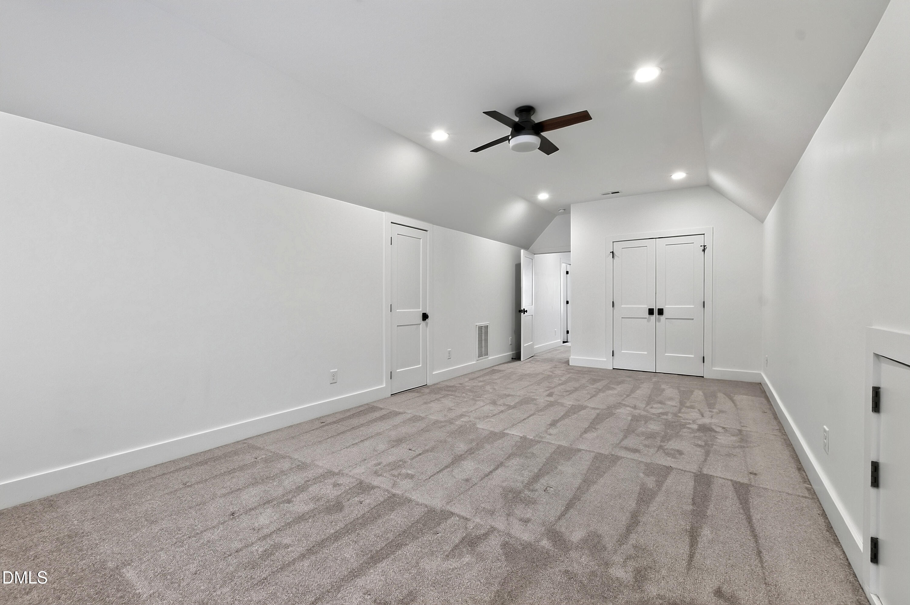 5021 Sandlewood Drive Property Photo 48