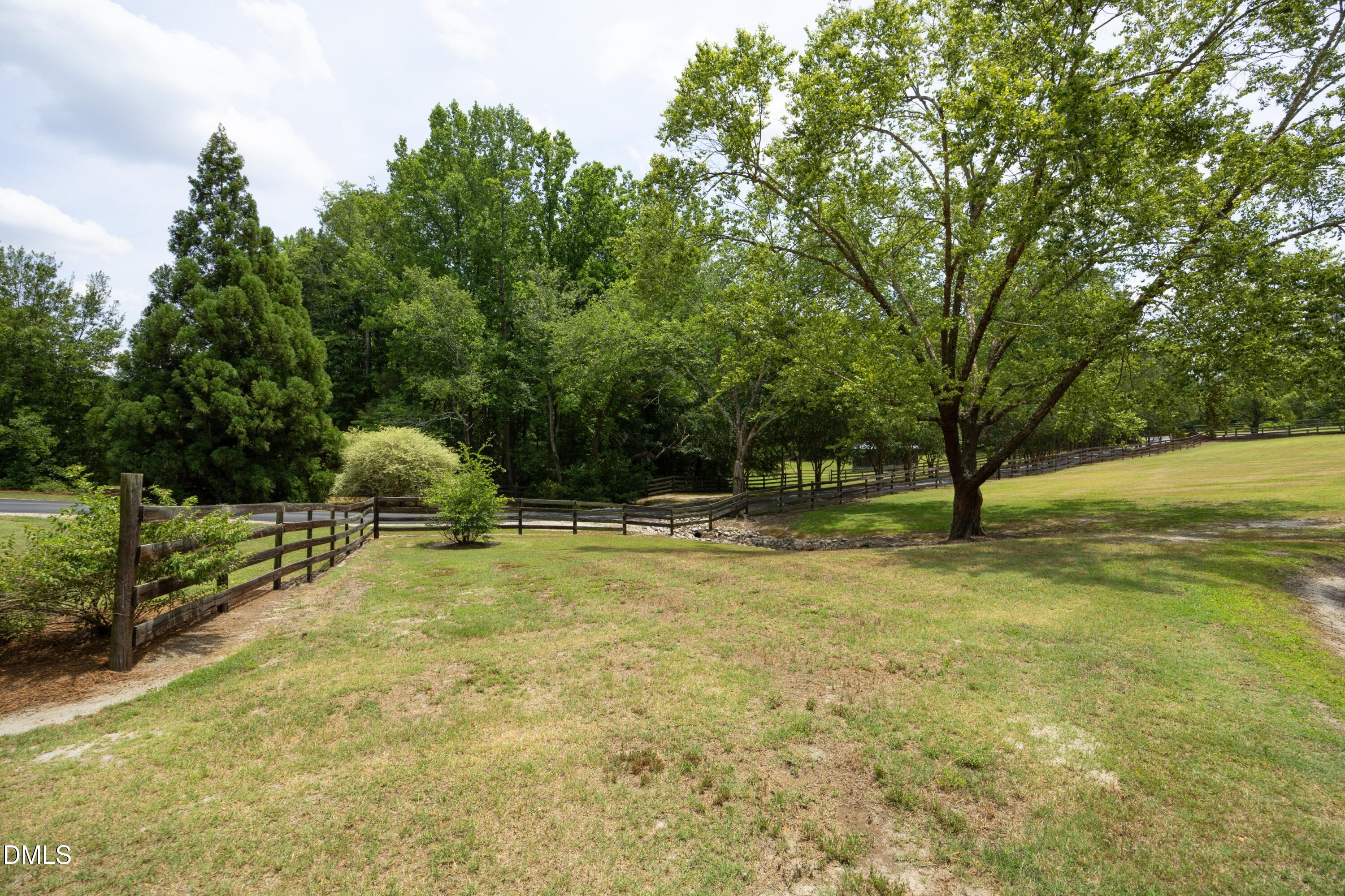 4205 Millpoint Drive Property Photo 6