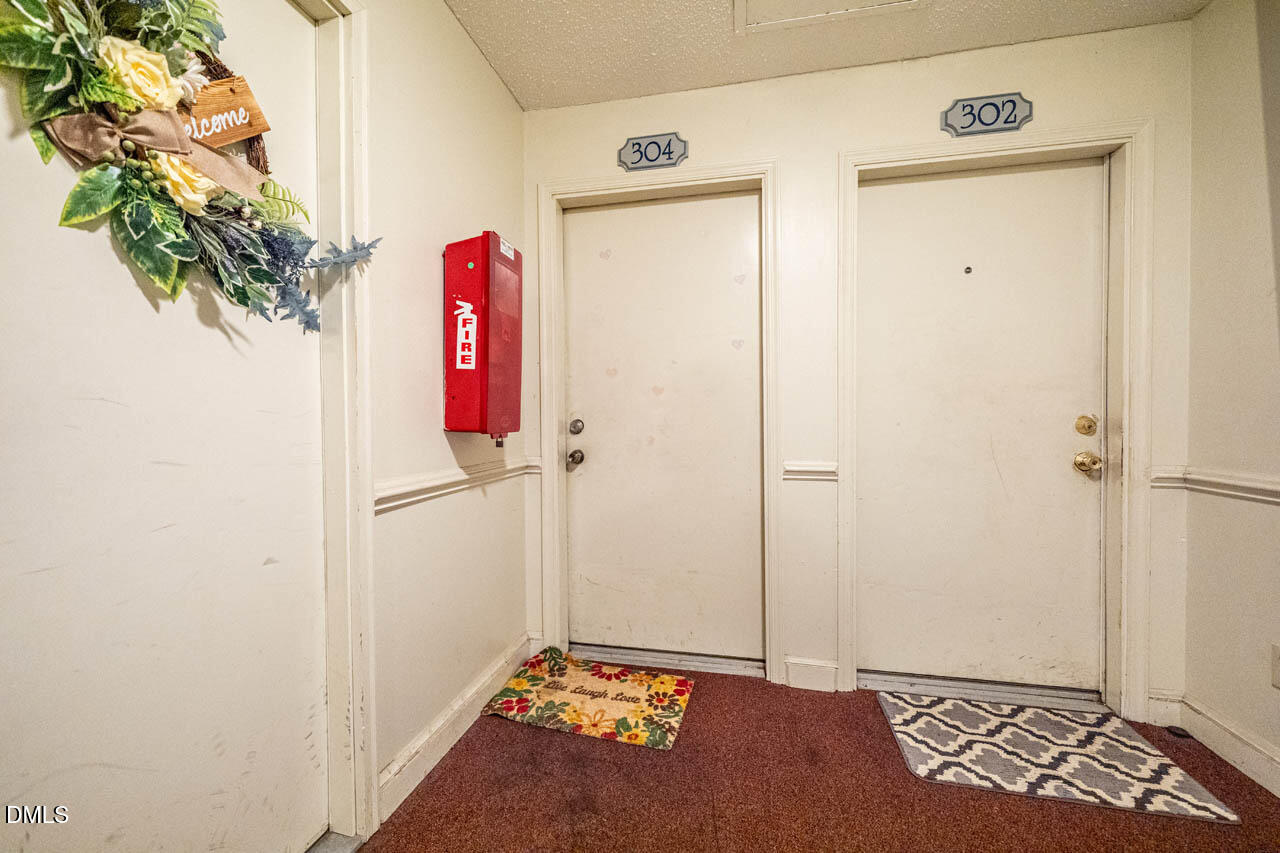 1320 Park Glen Drive 304 Property Photo 1