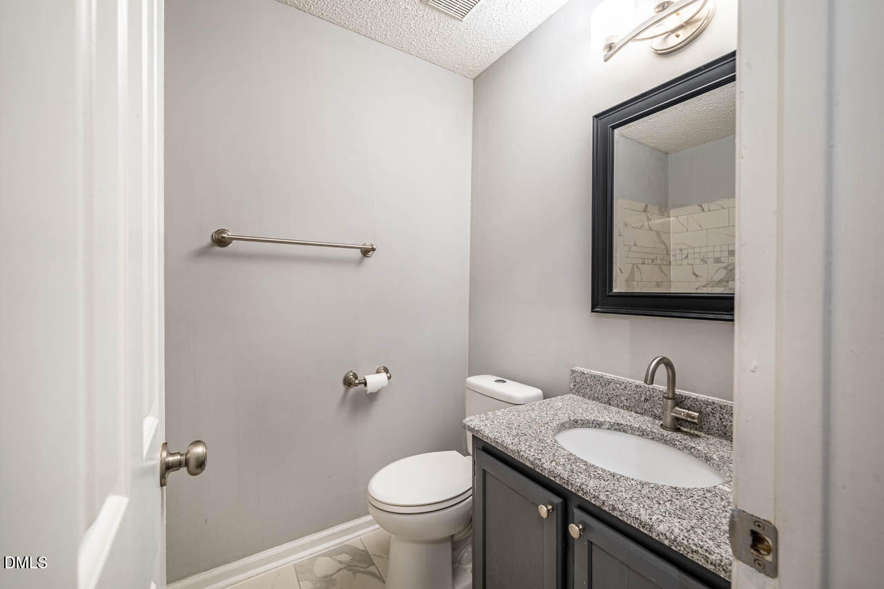 1320 Park Glen Drive 304 Property Photo 13