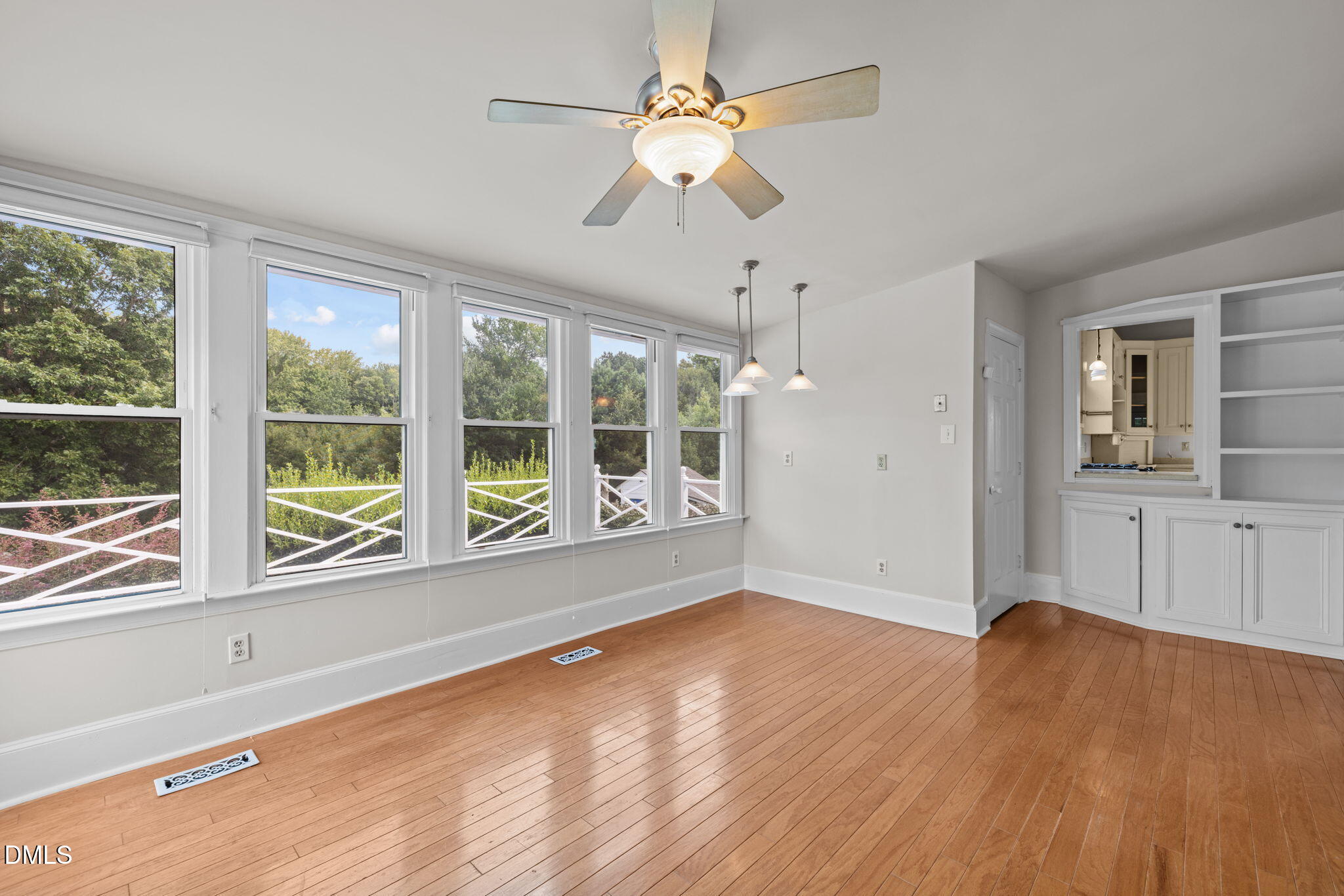 504 Parks Village Property Photo 10