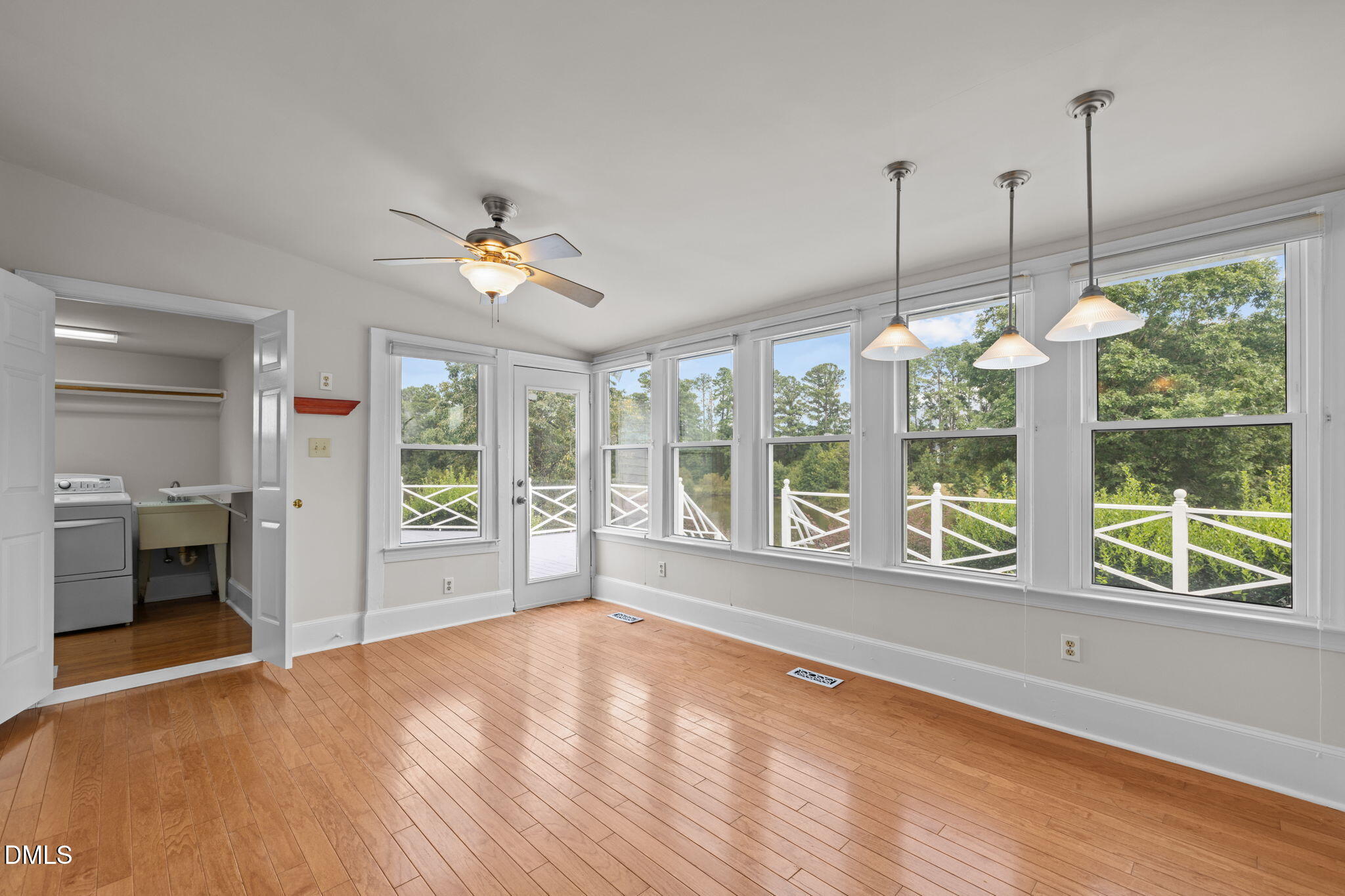 504 Parks Village Property Photo 11