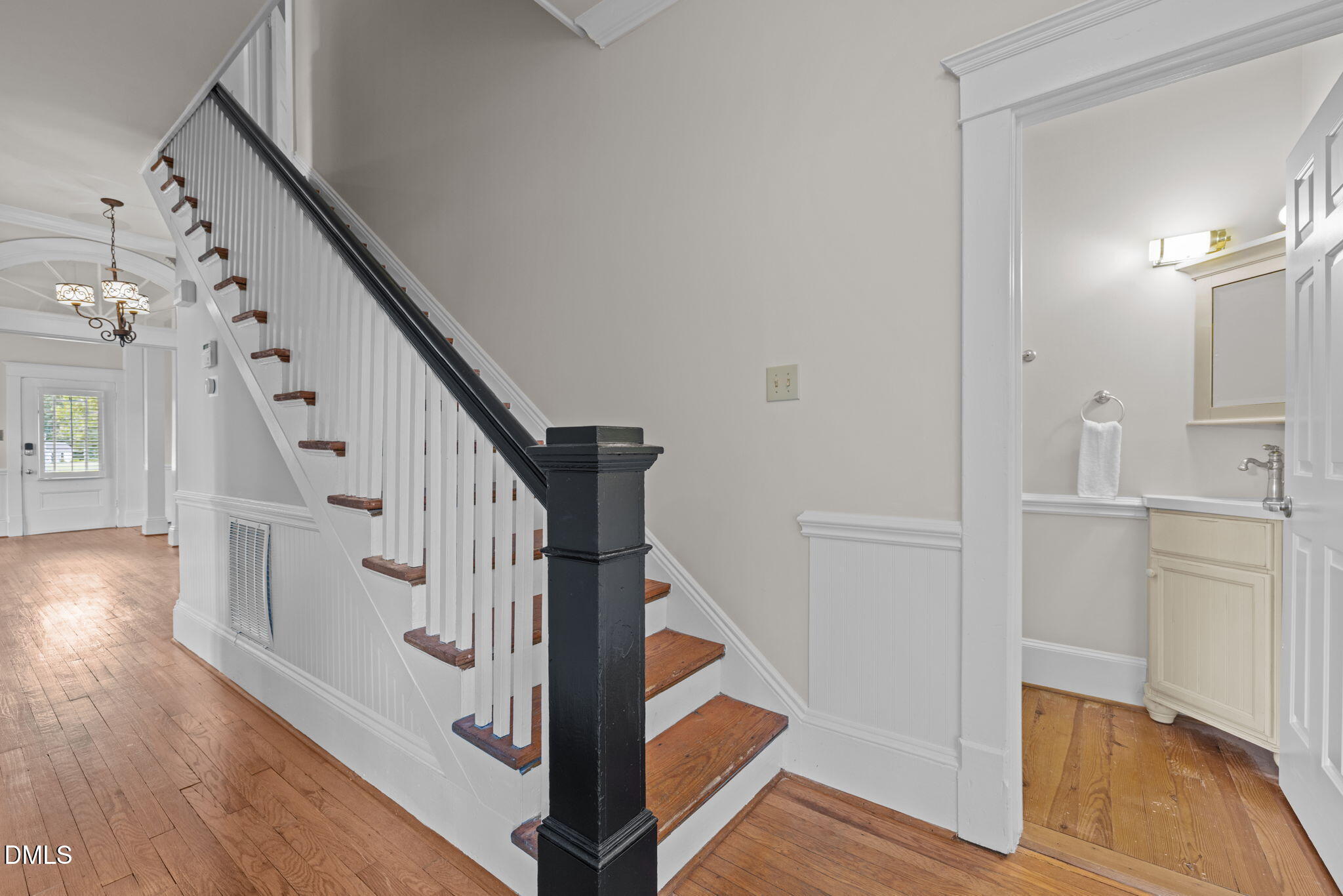 504 Parks Village Property Photo 13