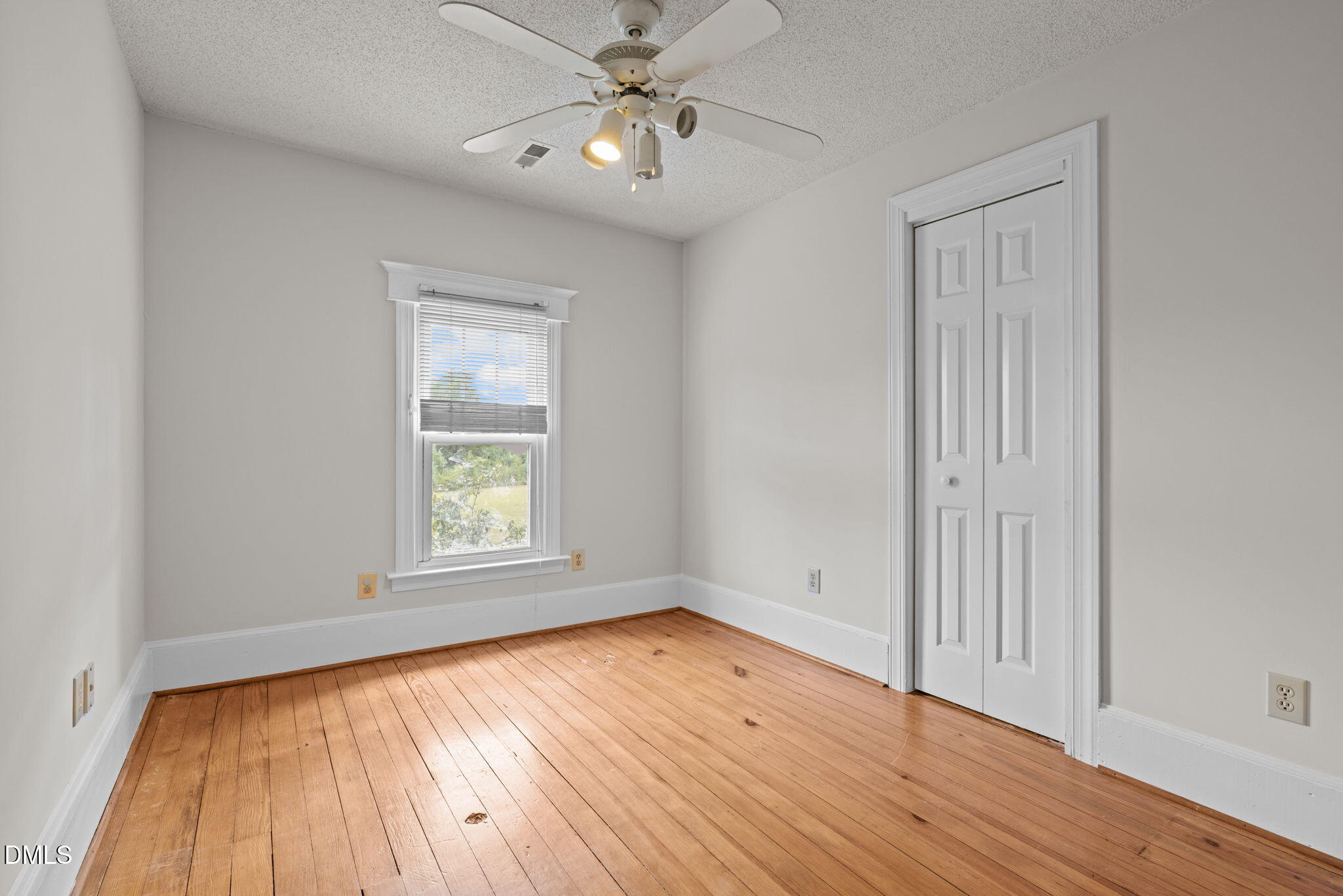 504 Parks Village Property Photo 32