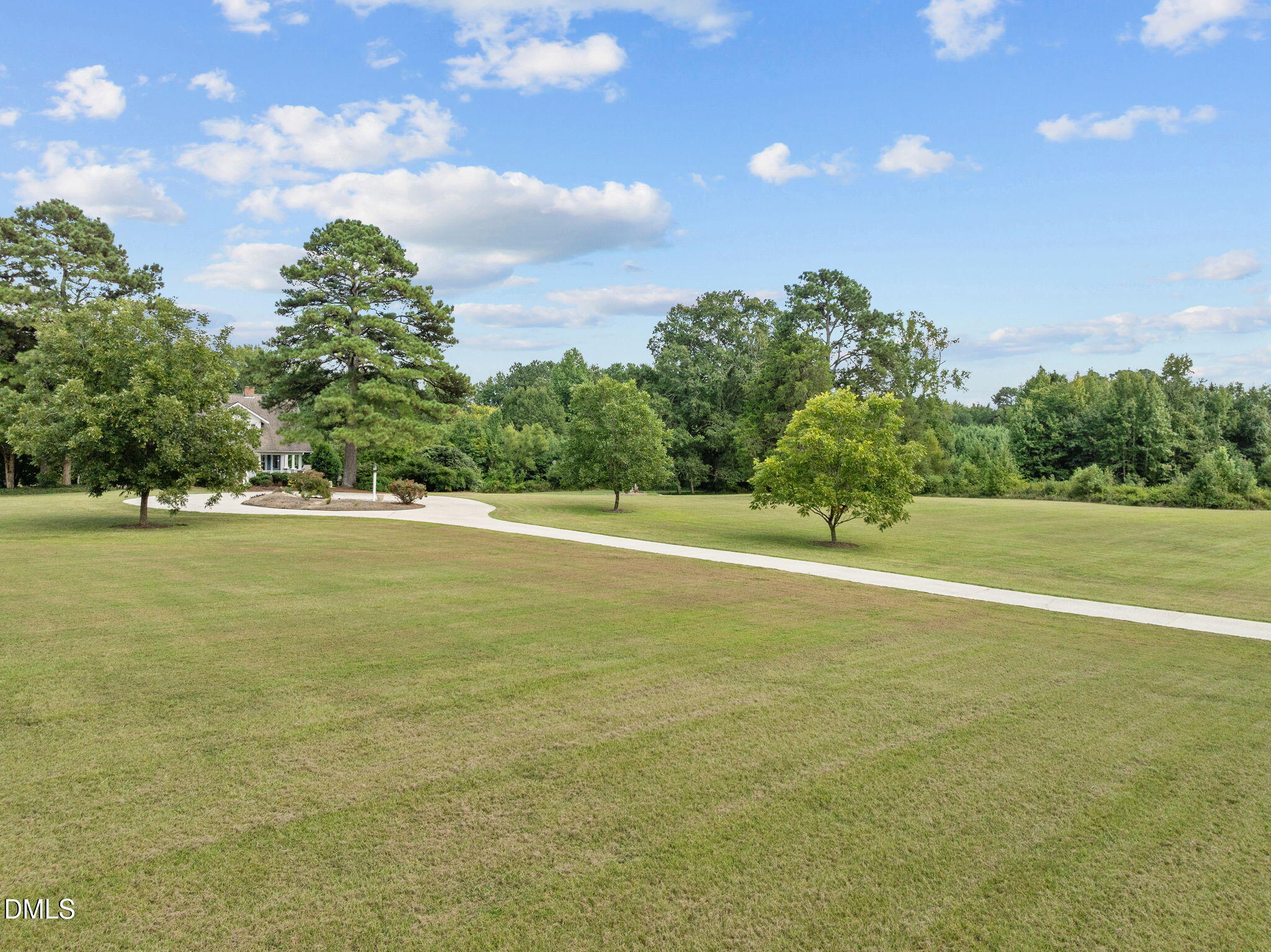 504 Parks Village Property Photo 46