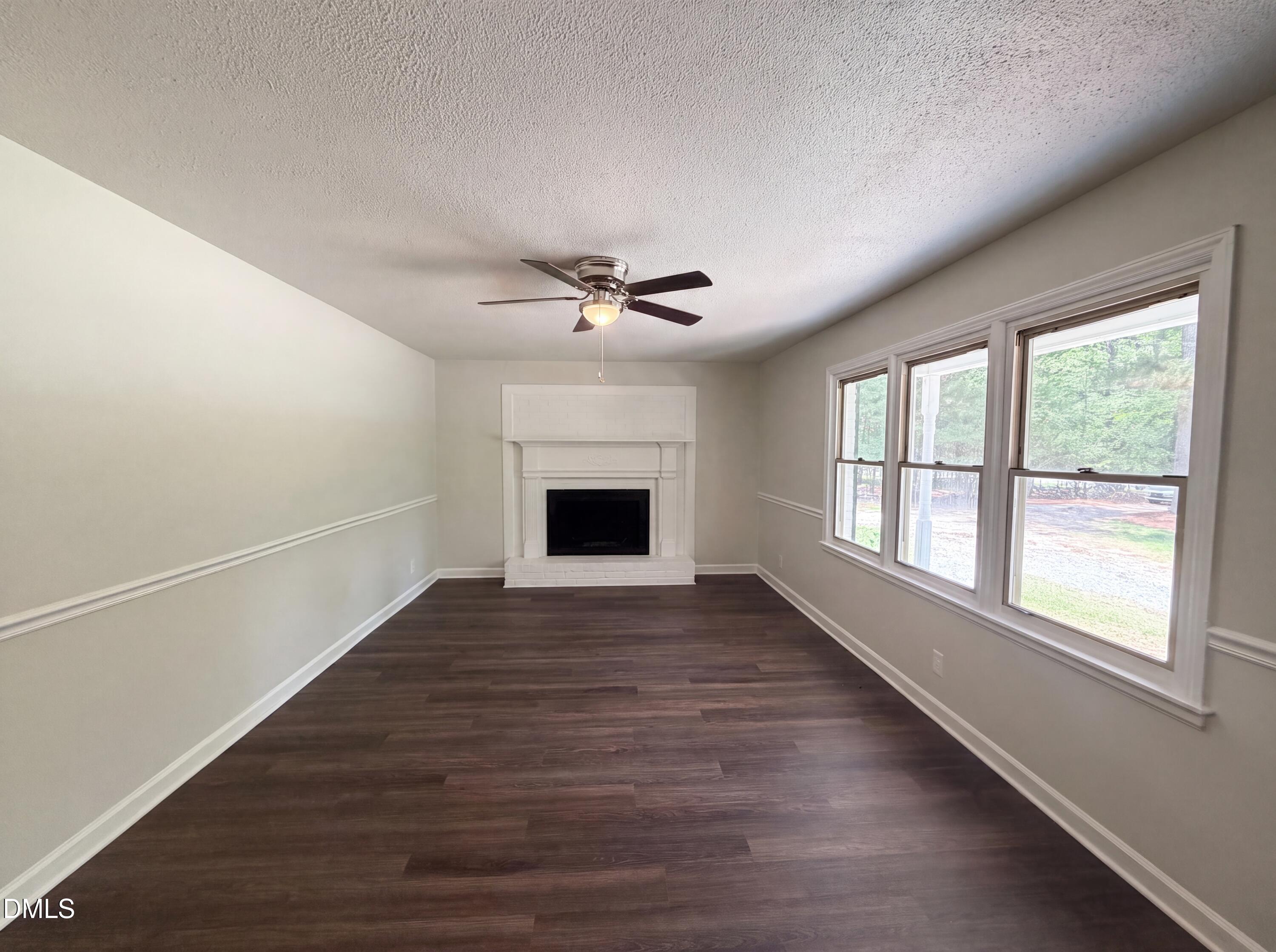 6205 Dello Street Property Photo 3