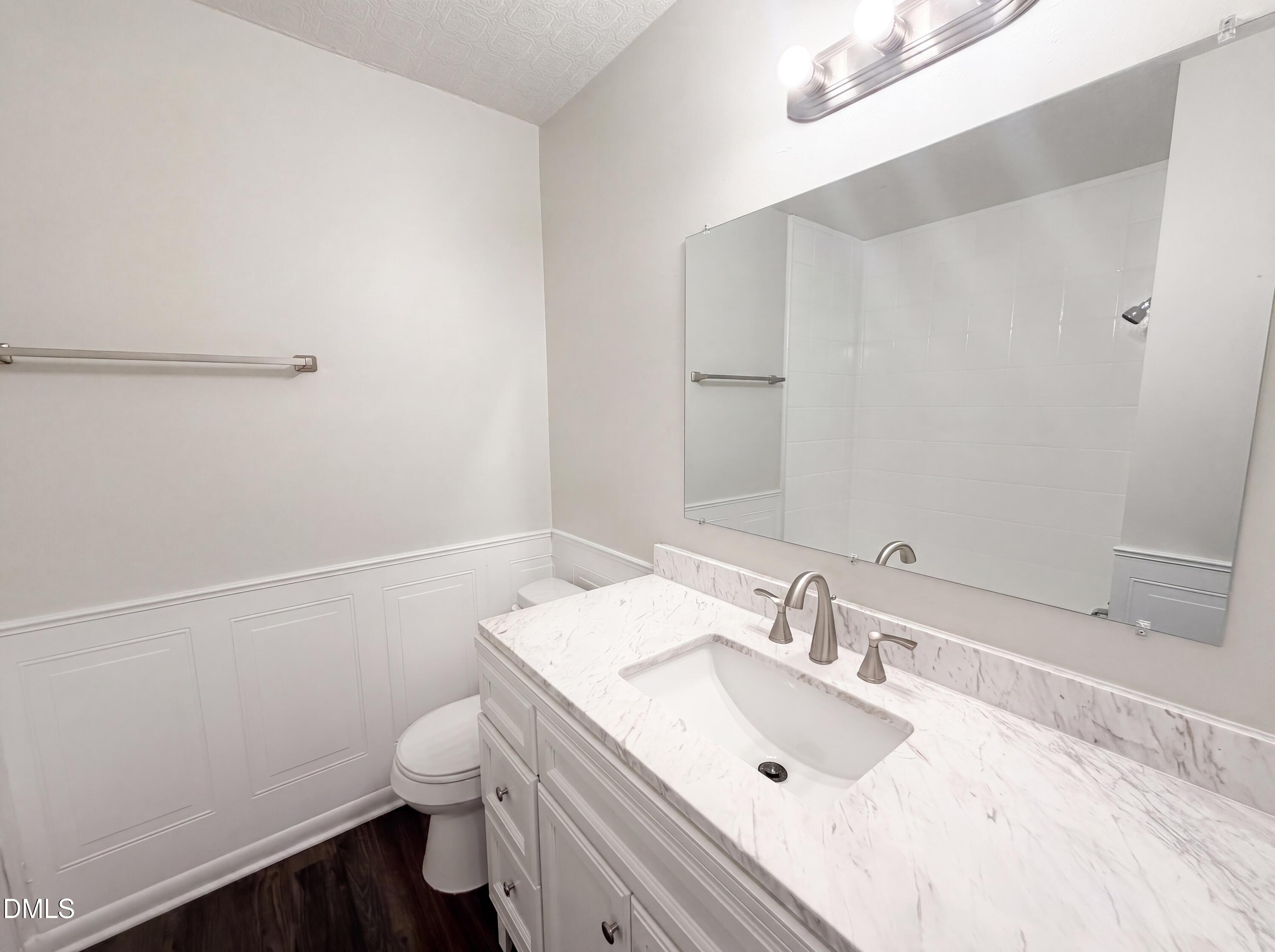 6205 Dello Street Property Photo 5