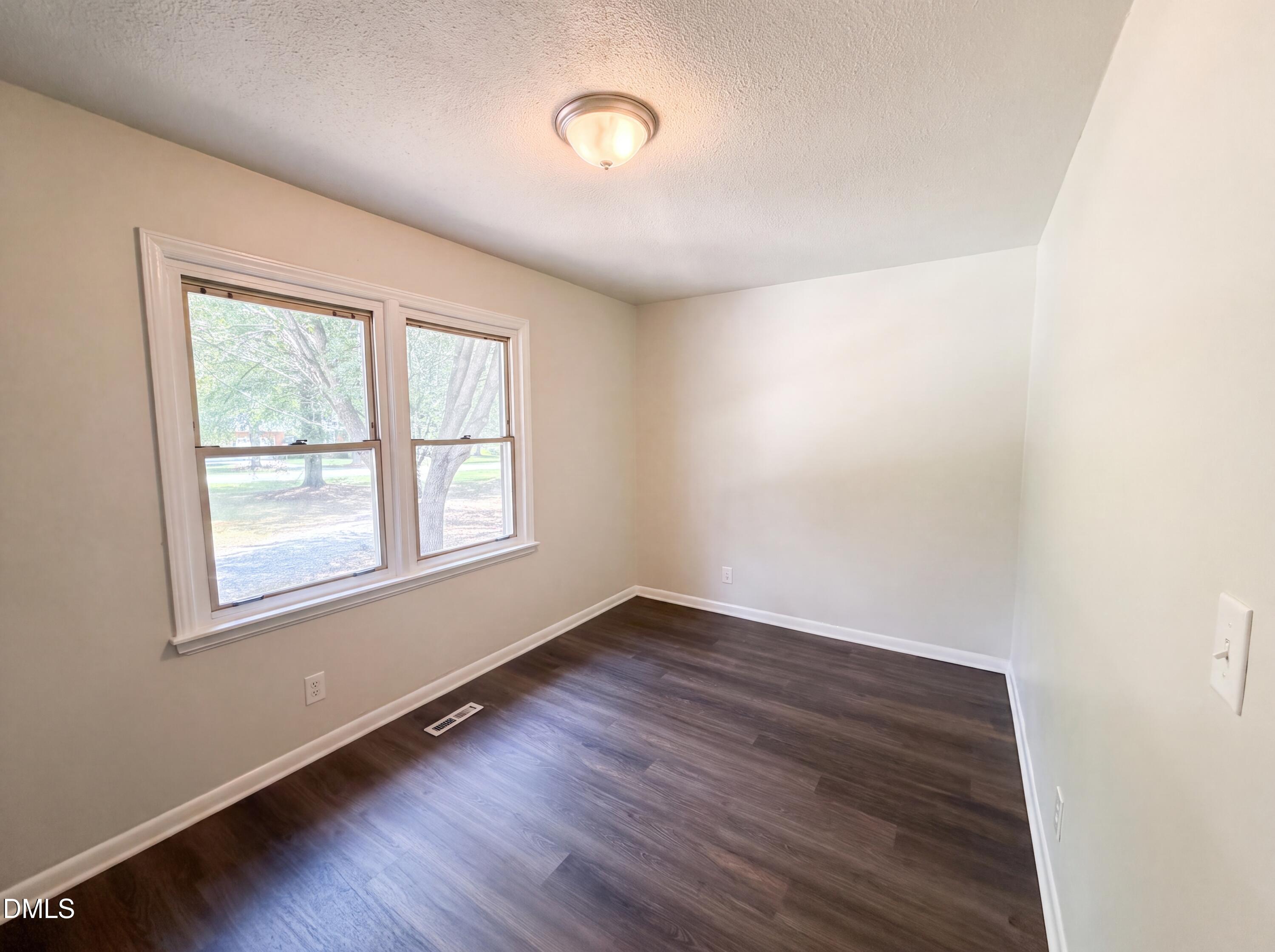 6205 Dello Street Property Photo 6