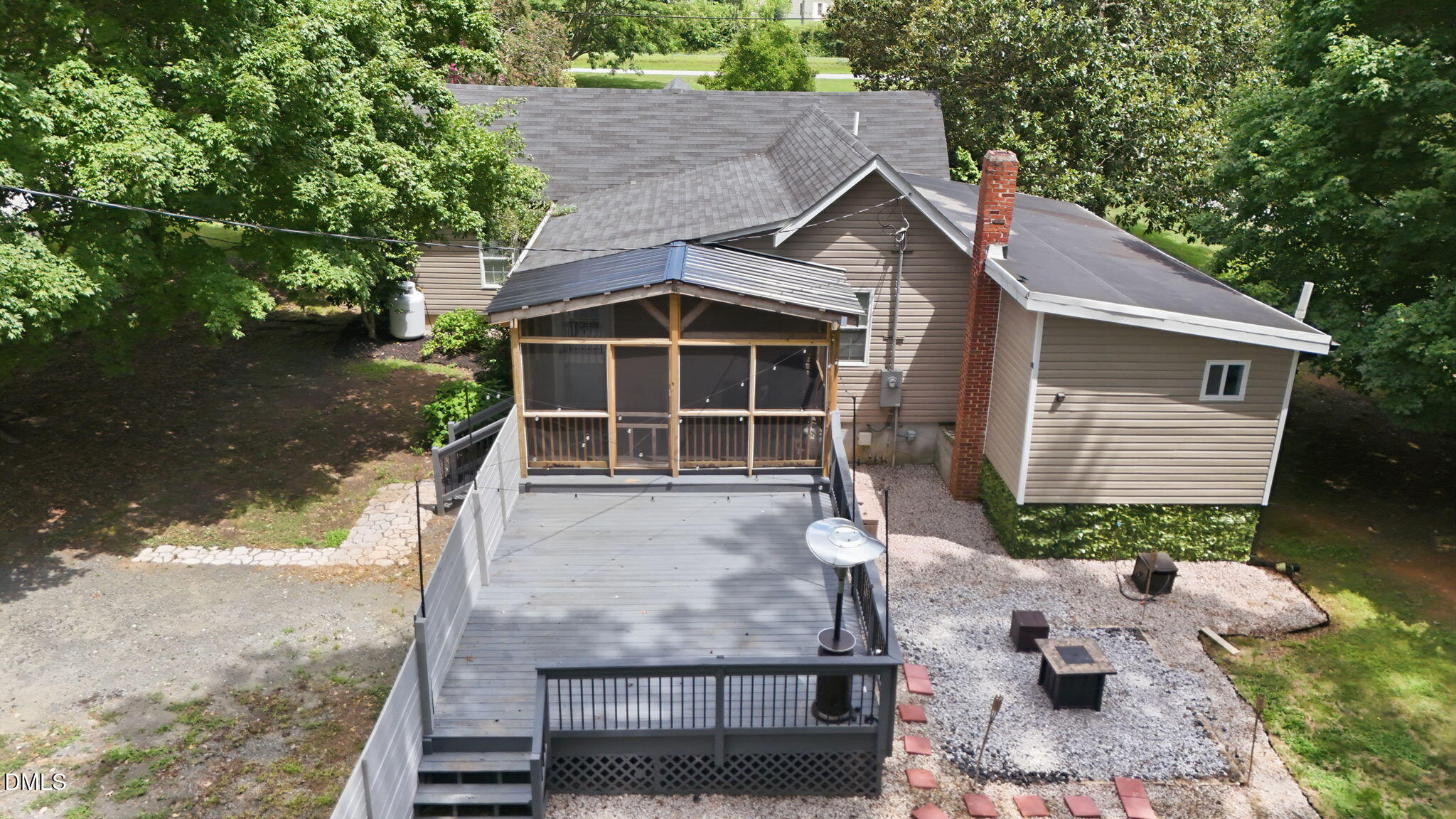 33 American Legion Road Property Photo 8