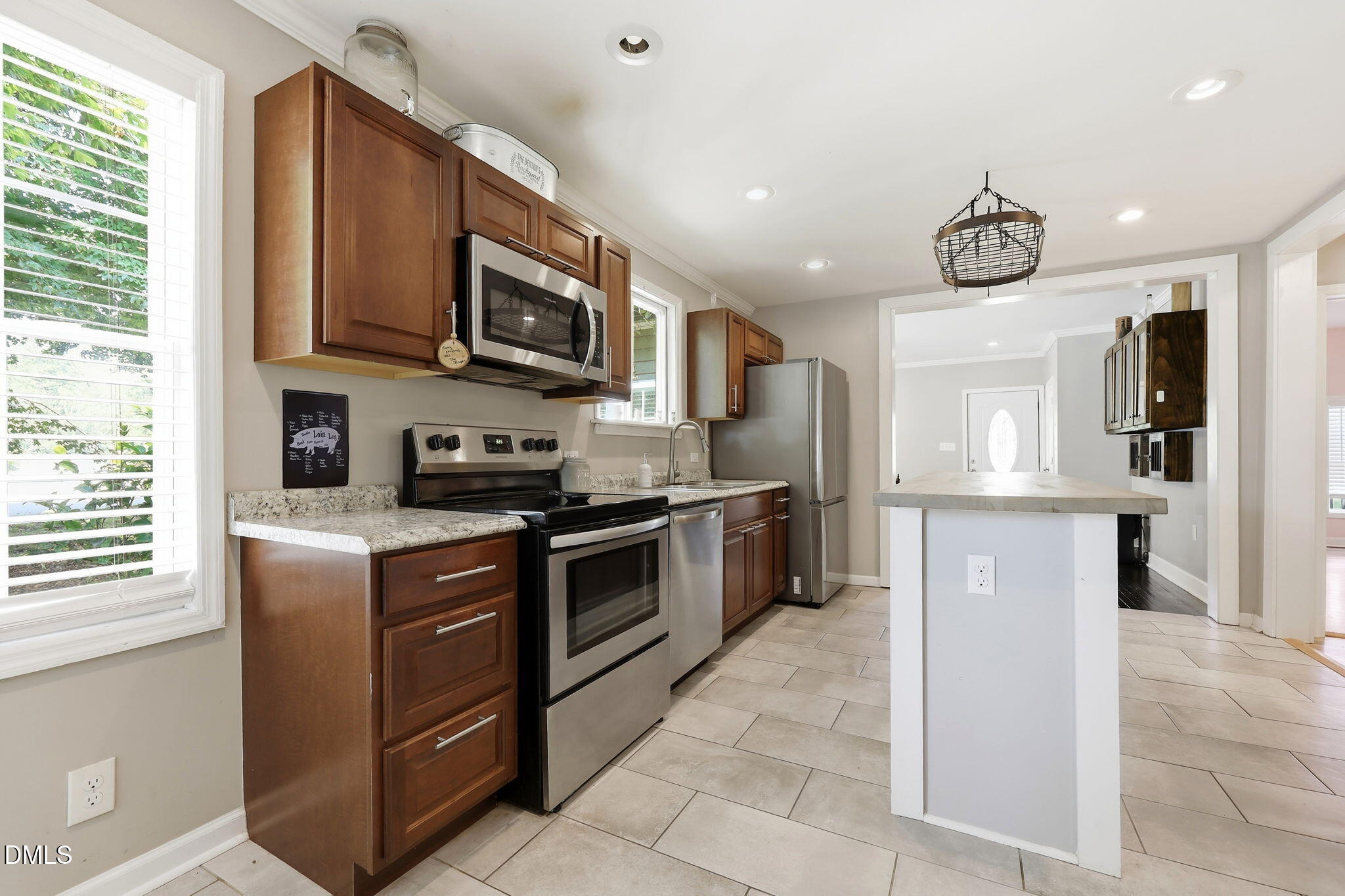 33 American Legion Road Property Photo 13