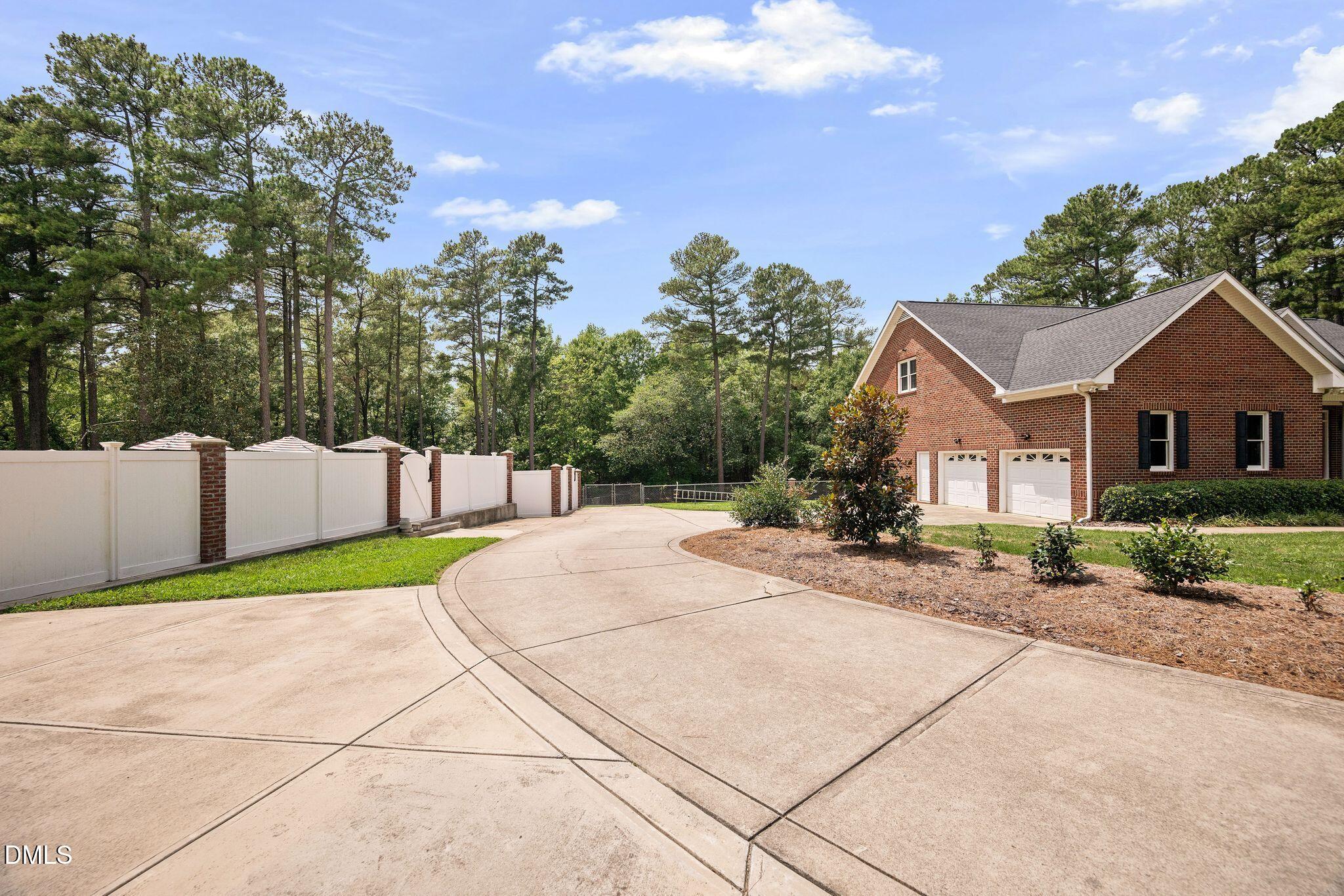 3009 Damson Court Property Photo 87