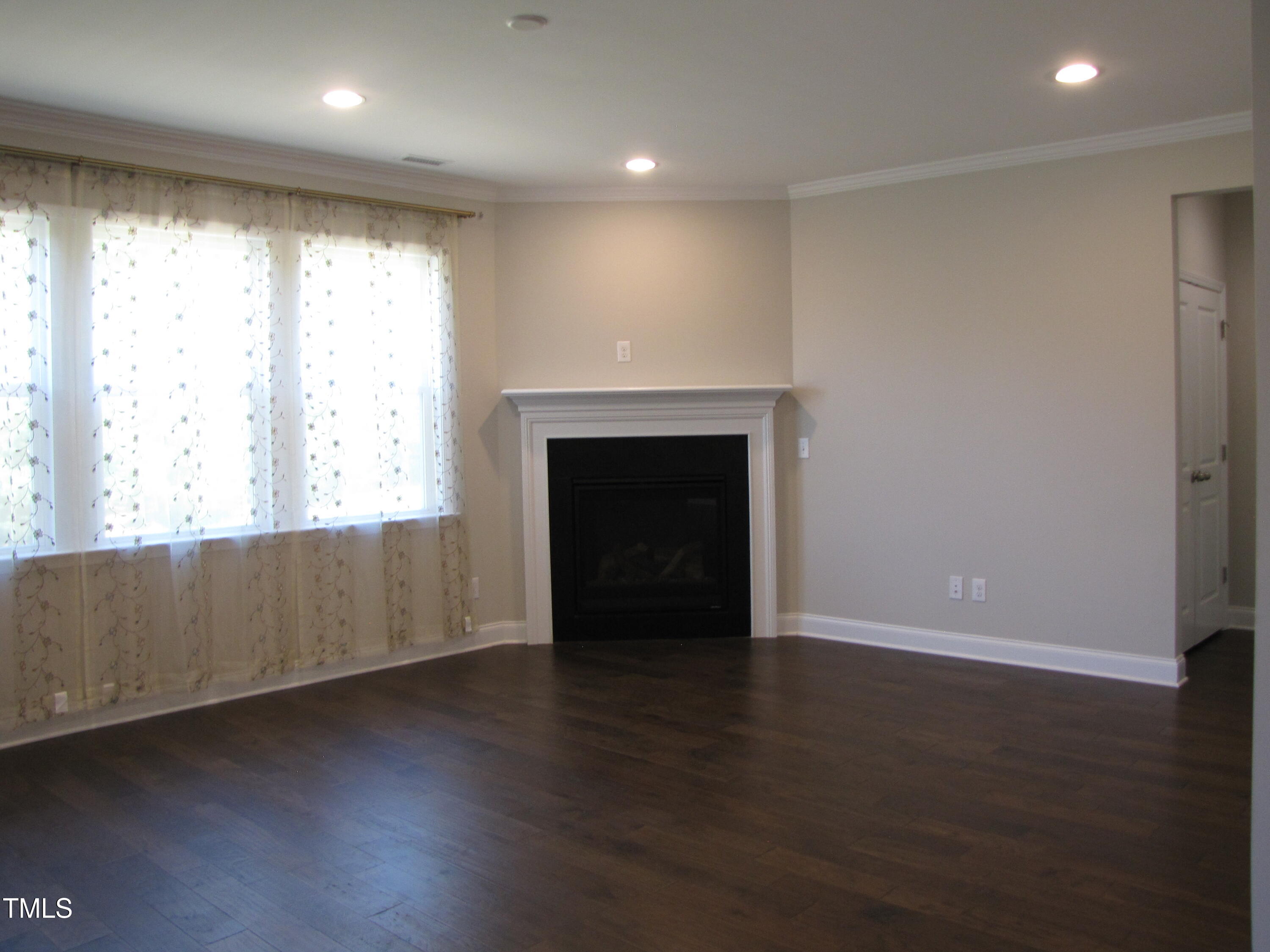 349 Papyrus Place Property Photo 5