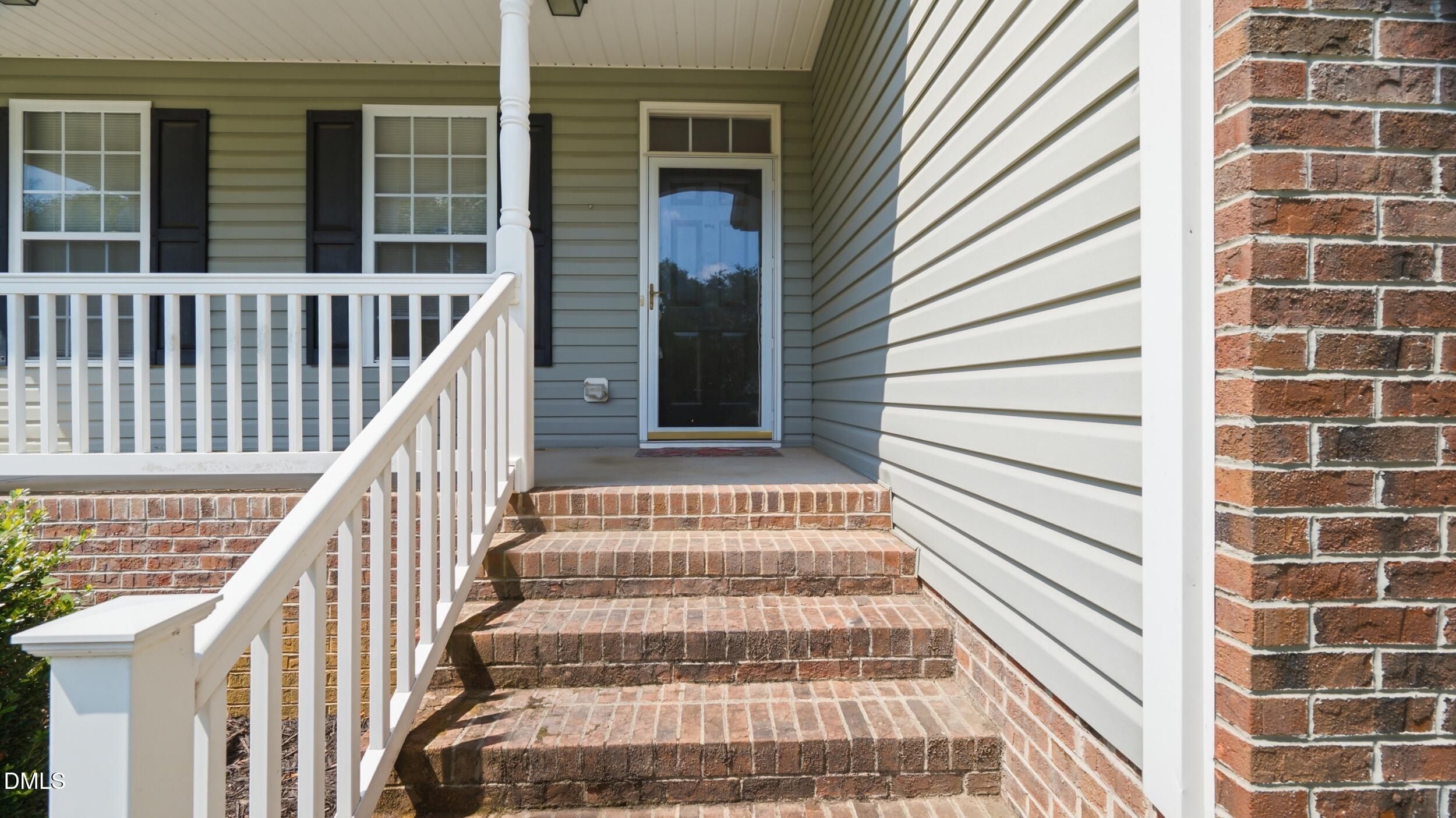 3607 Old Farm Court Property Photo 9