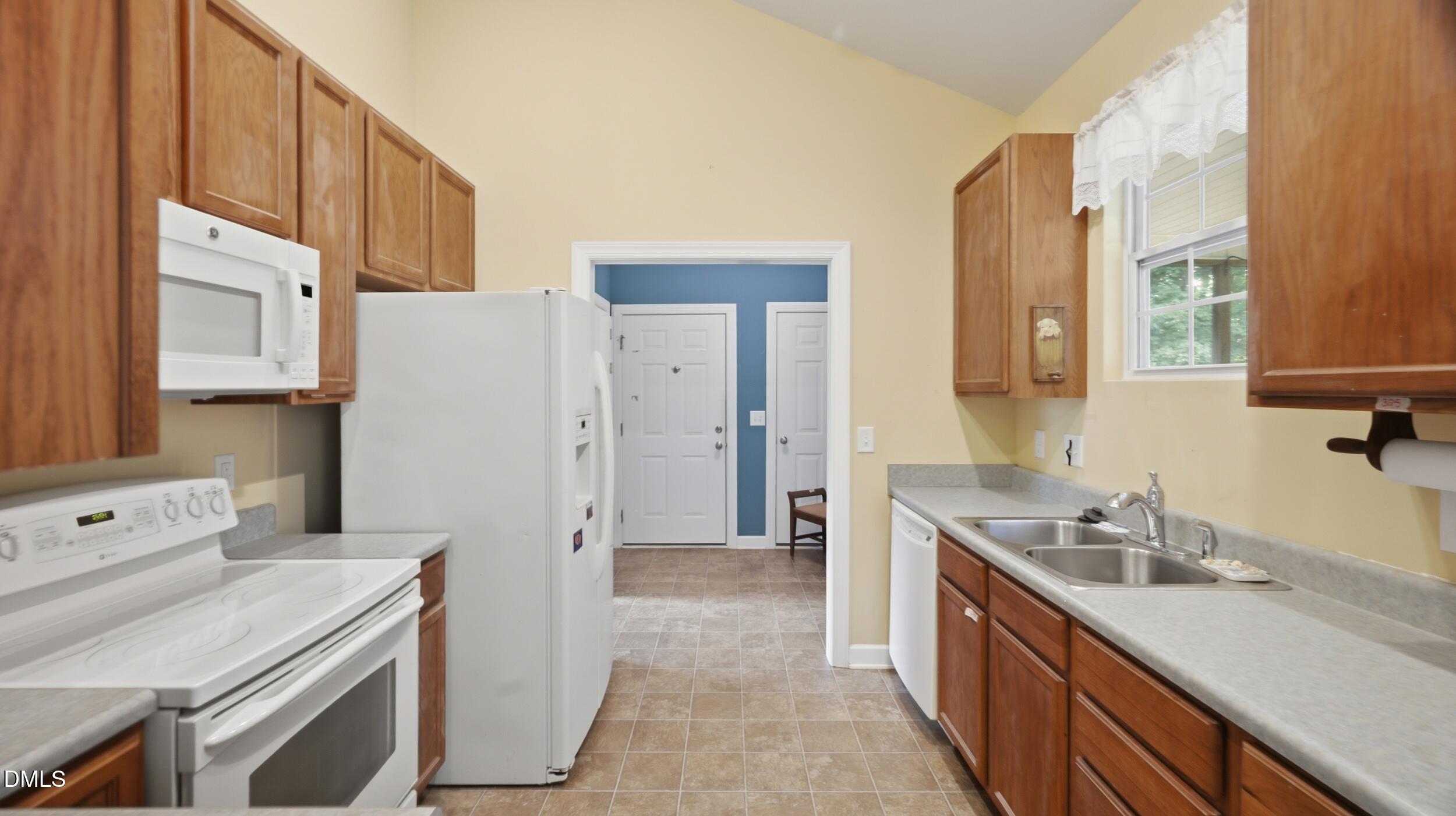 3607 Old Farm Court Property Photo 14