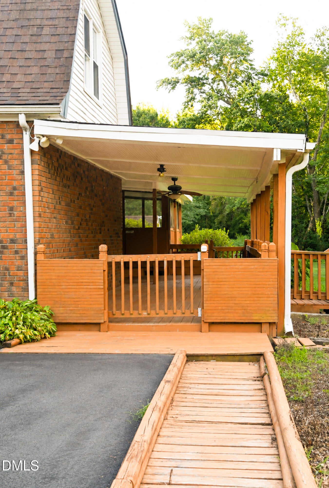 152 N C 39 Loop Road Property Photo 7