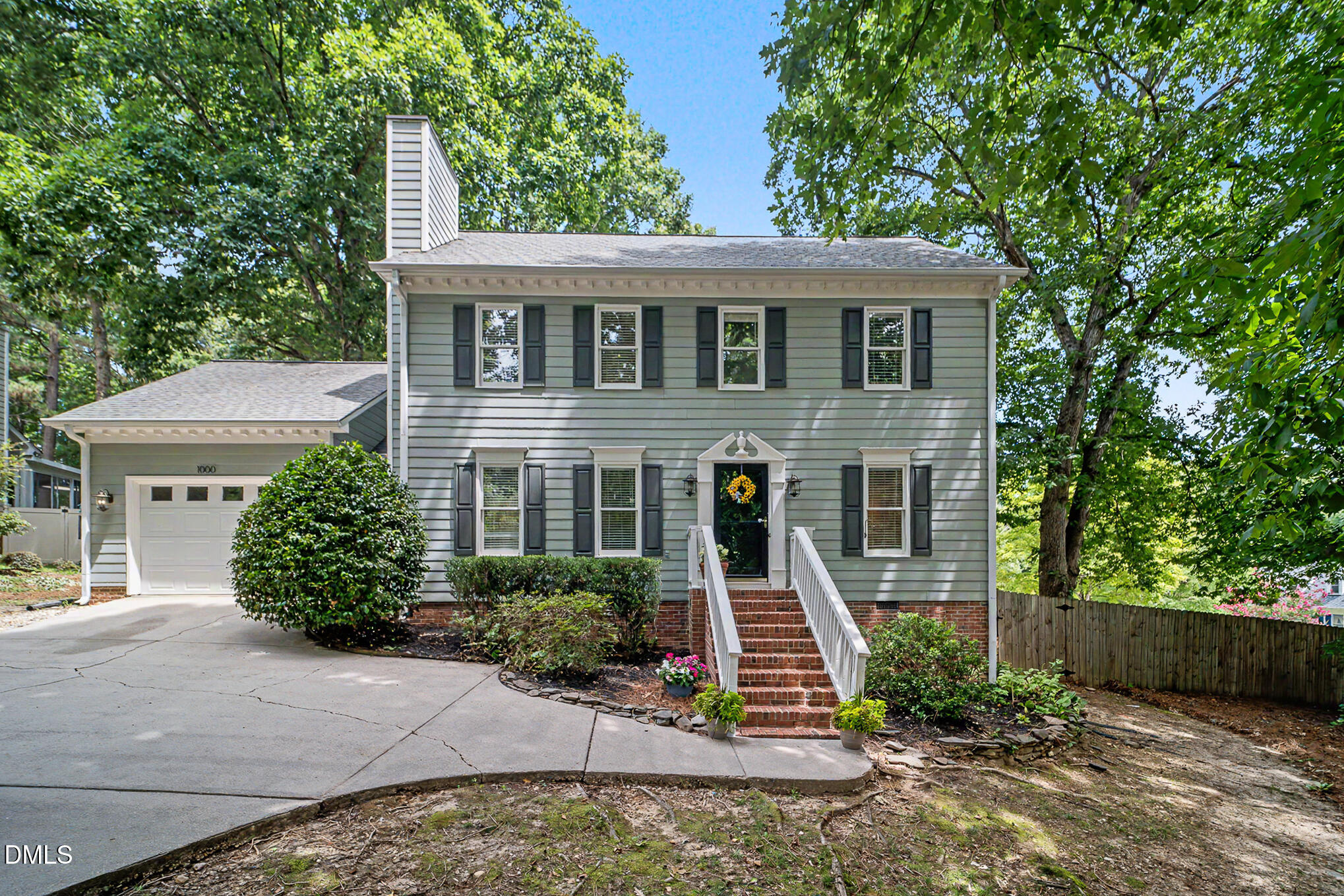 1000 Black Oak Court Property Photo 1