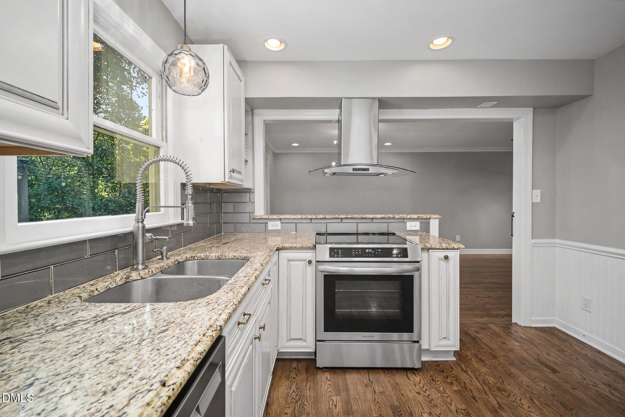 1000 Black Oak Court Property Photo 10