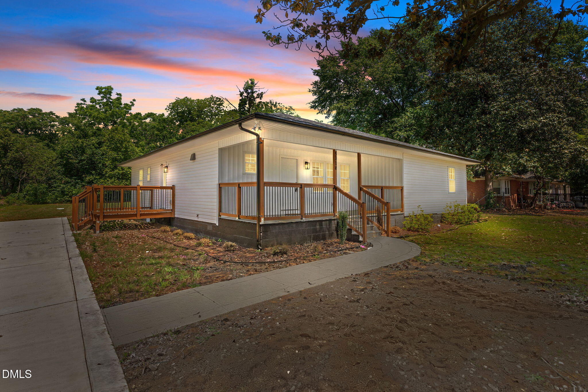 5318 Dairy Drive Property Photo 1