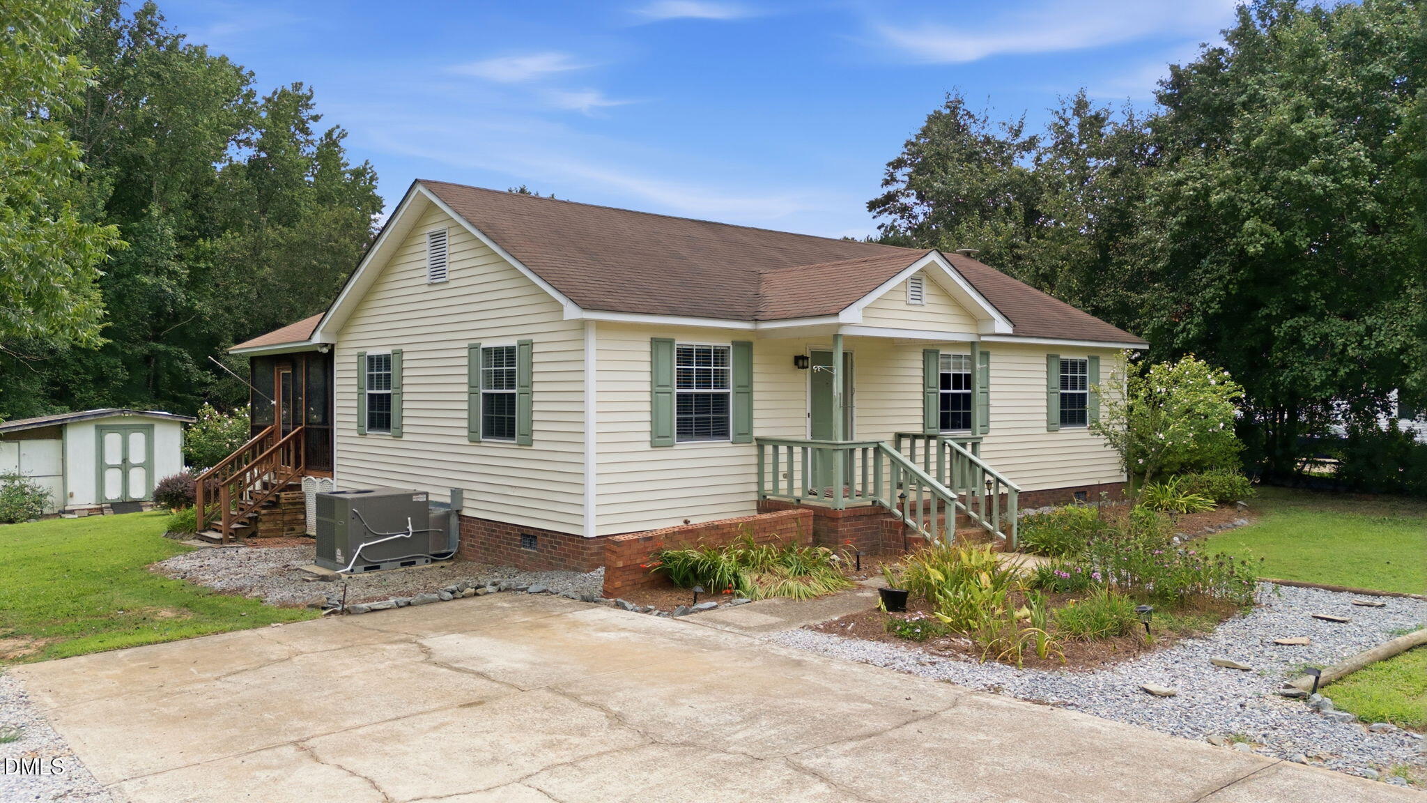3805 Manor Drive Property Photo 7