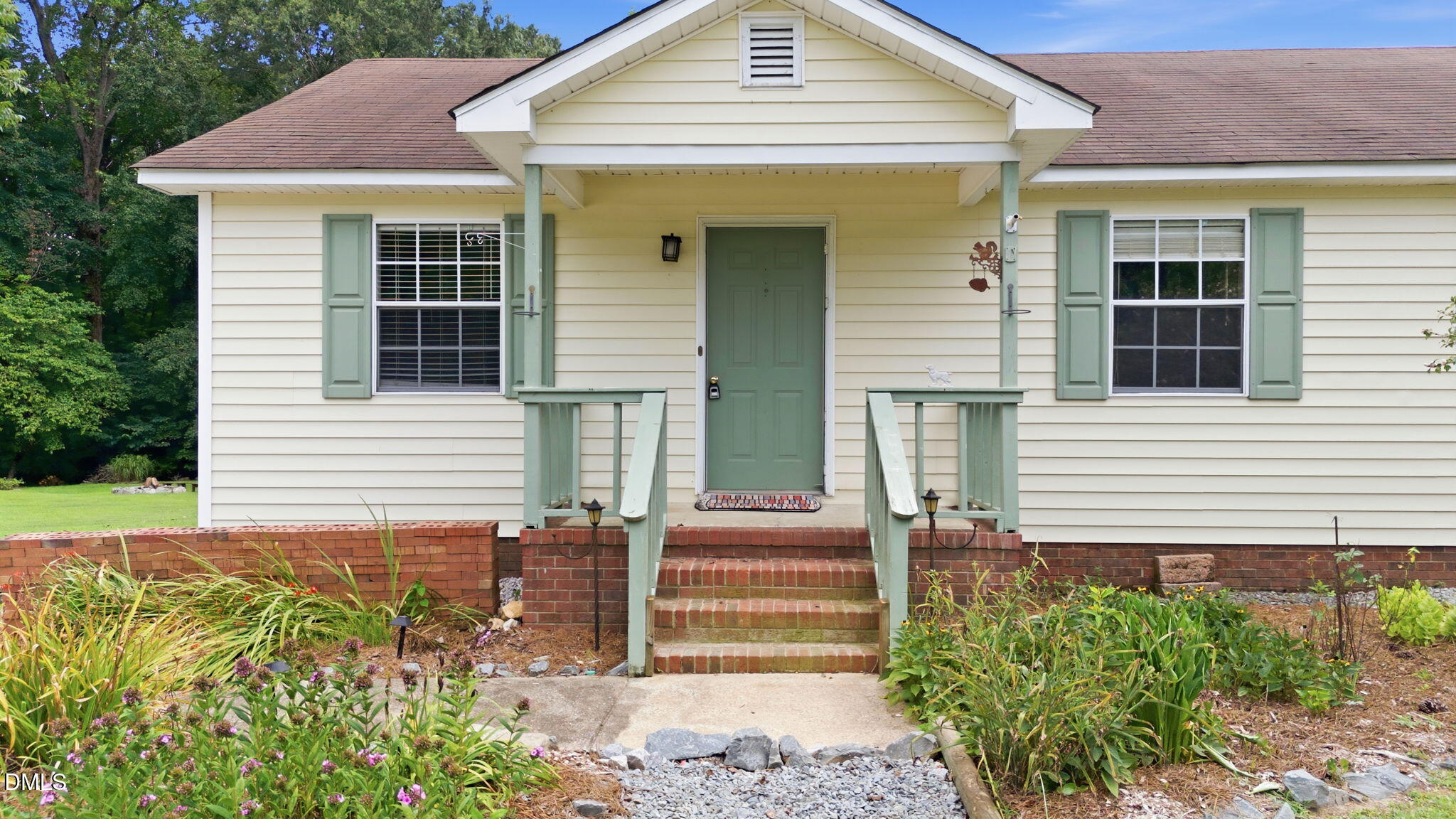3805 Manor Drive Property Photo 10