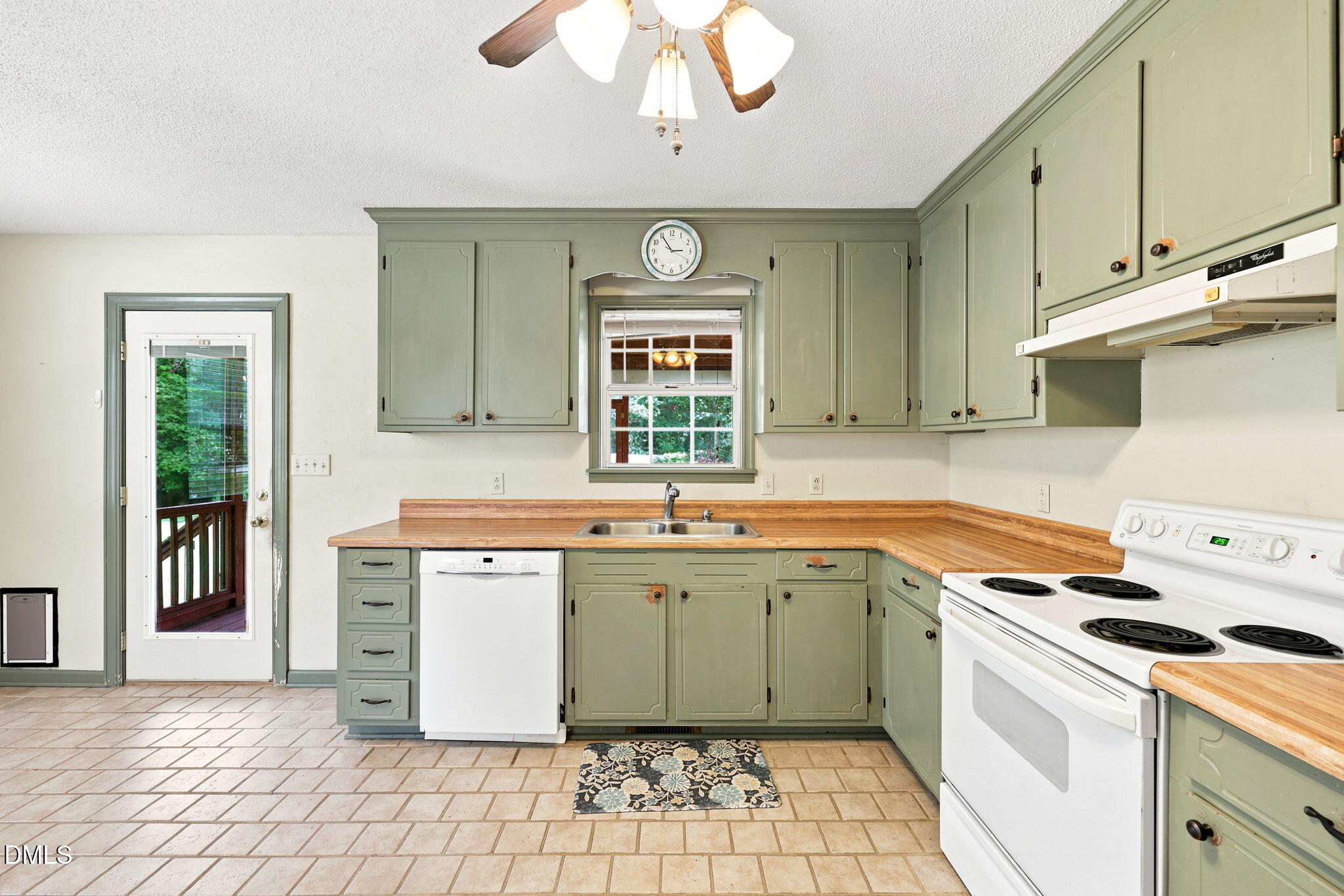 3805 Manor Drive Property Photo 15