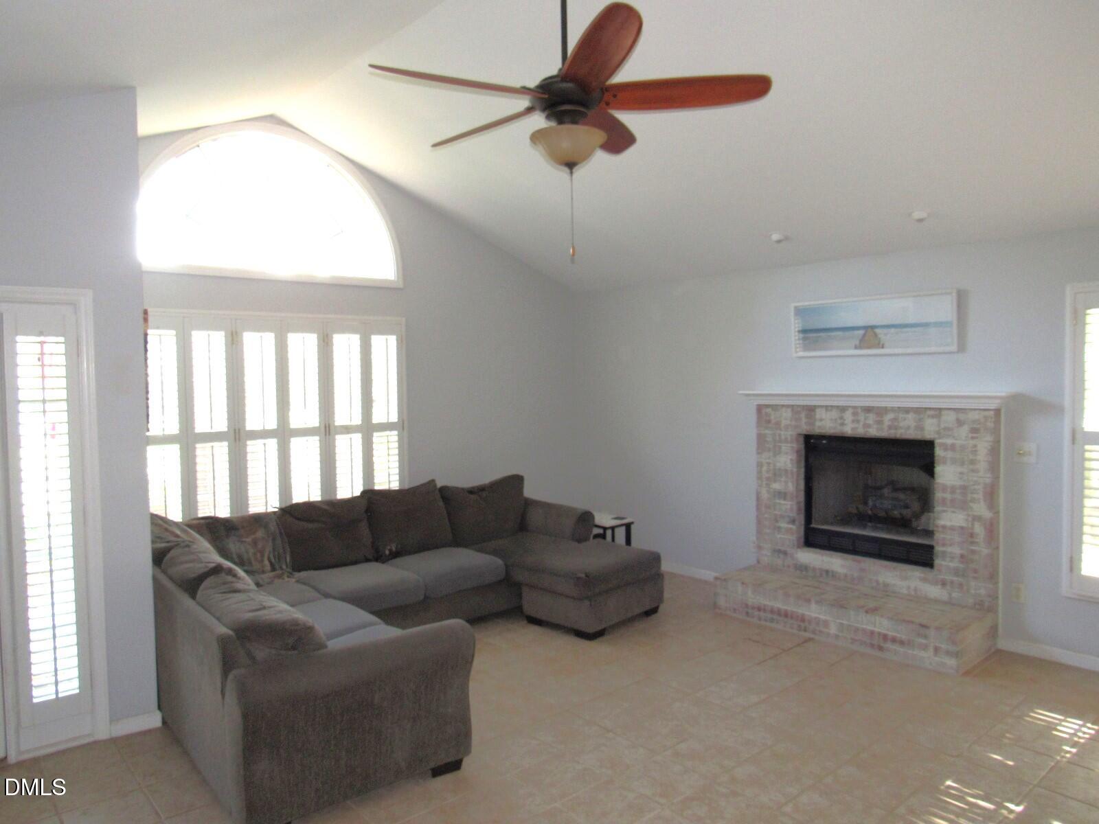 2723 Clifton Avenue Property Photo 2