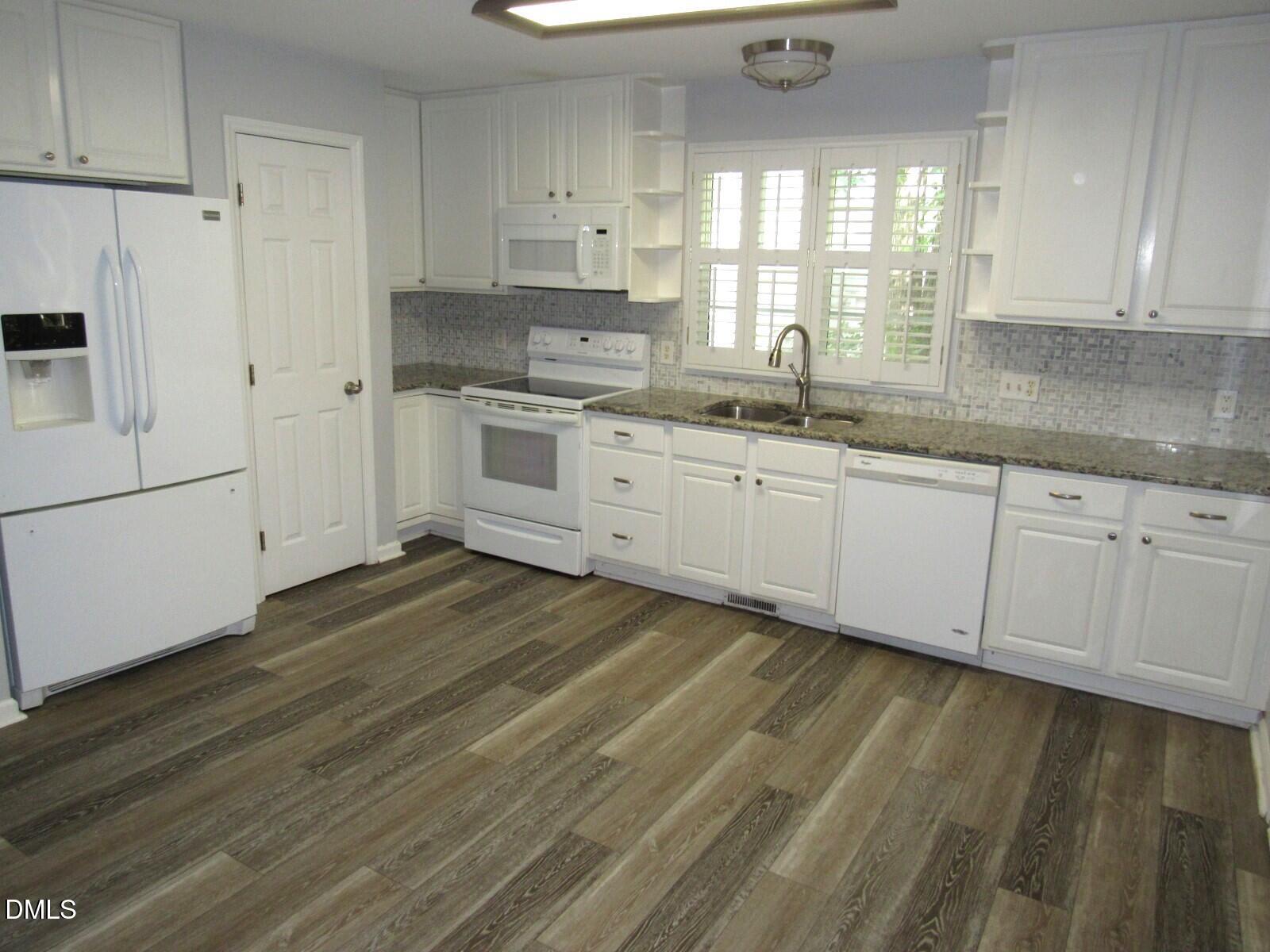 2723 Clifton Avenue Property Photo 5