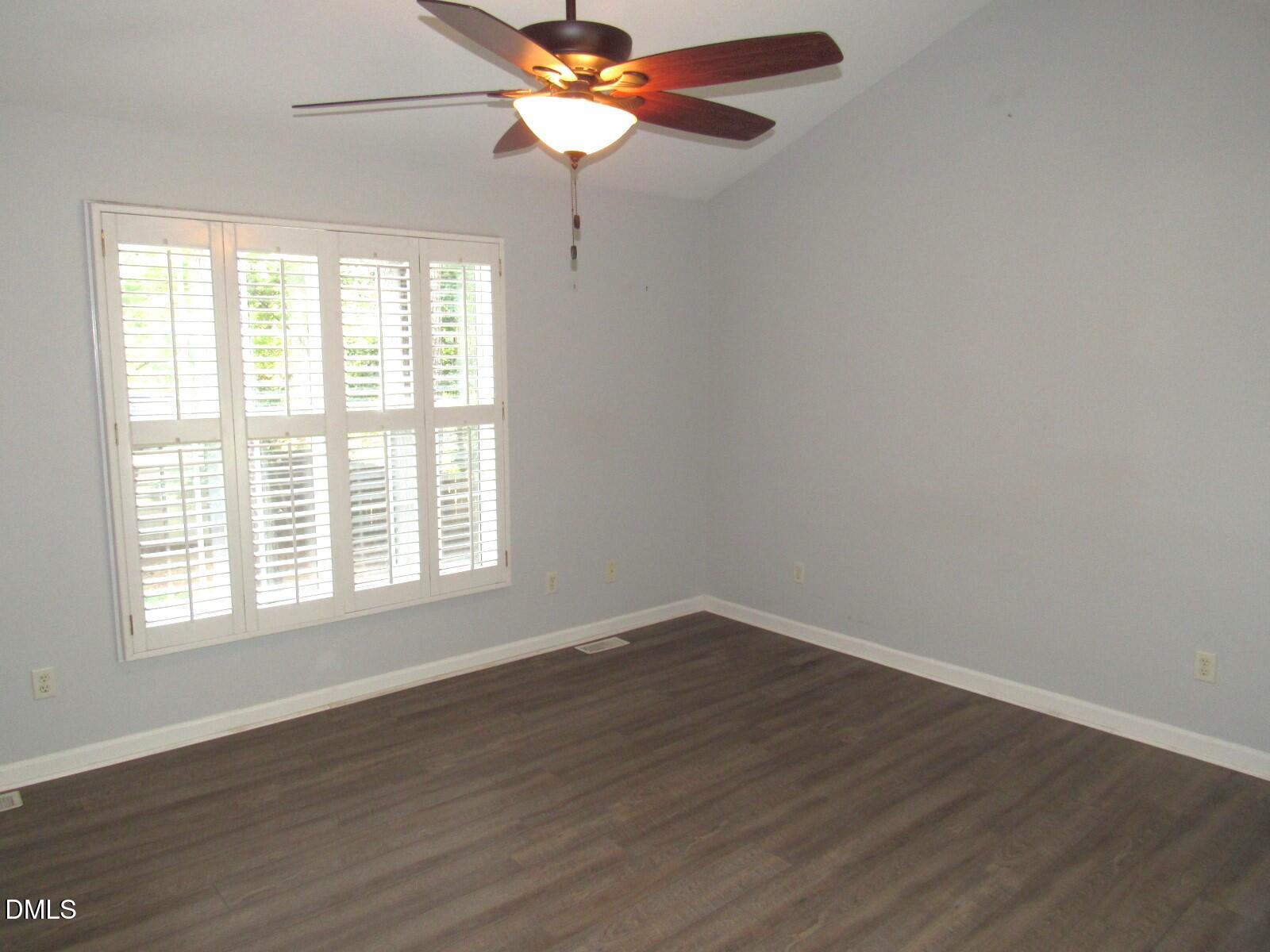 2723 Clifton Avenue Property Photo 9