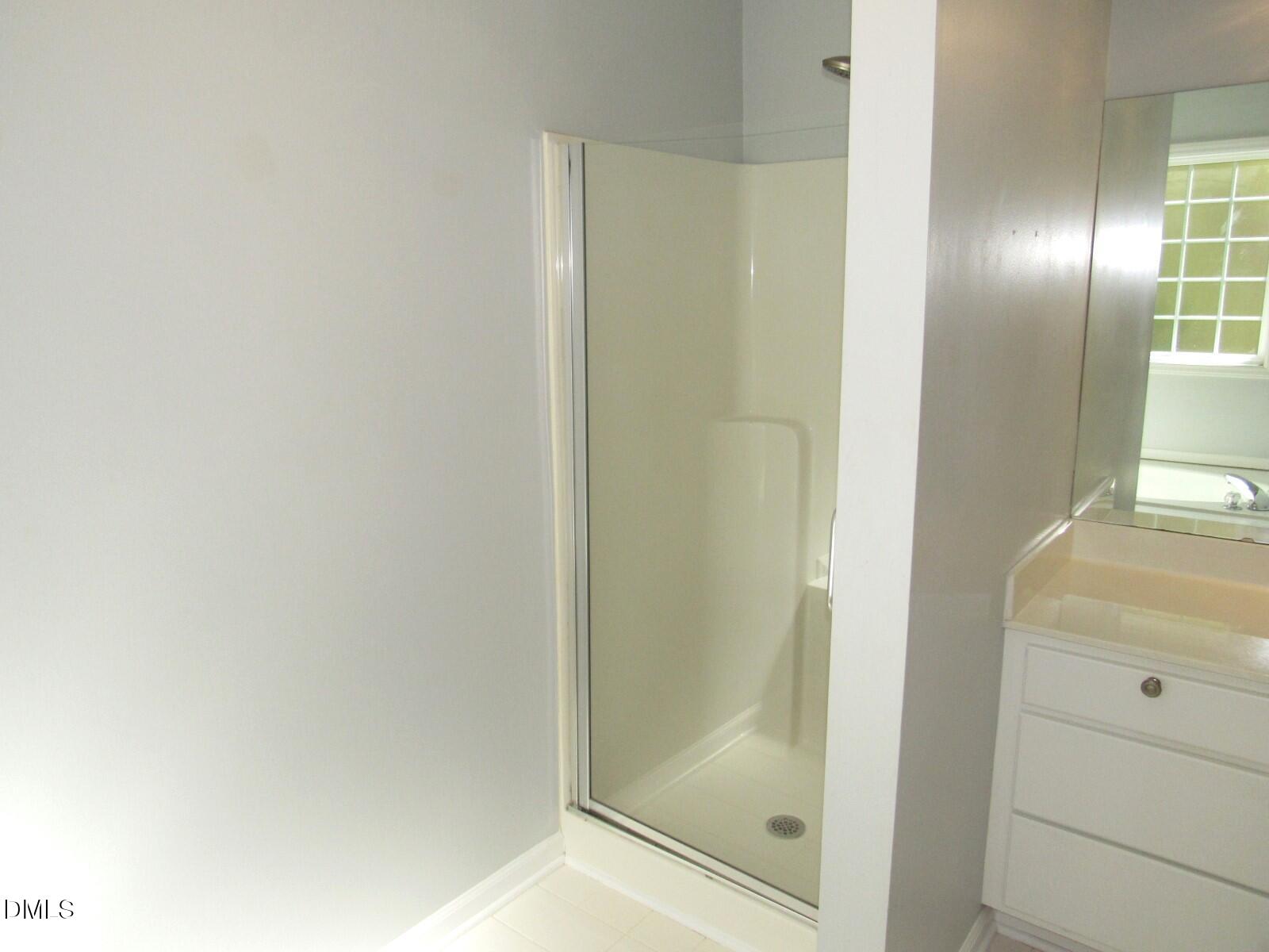 2723 Clifton Avenue Property Photo 16
