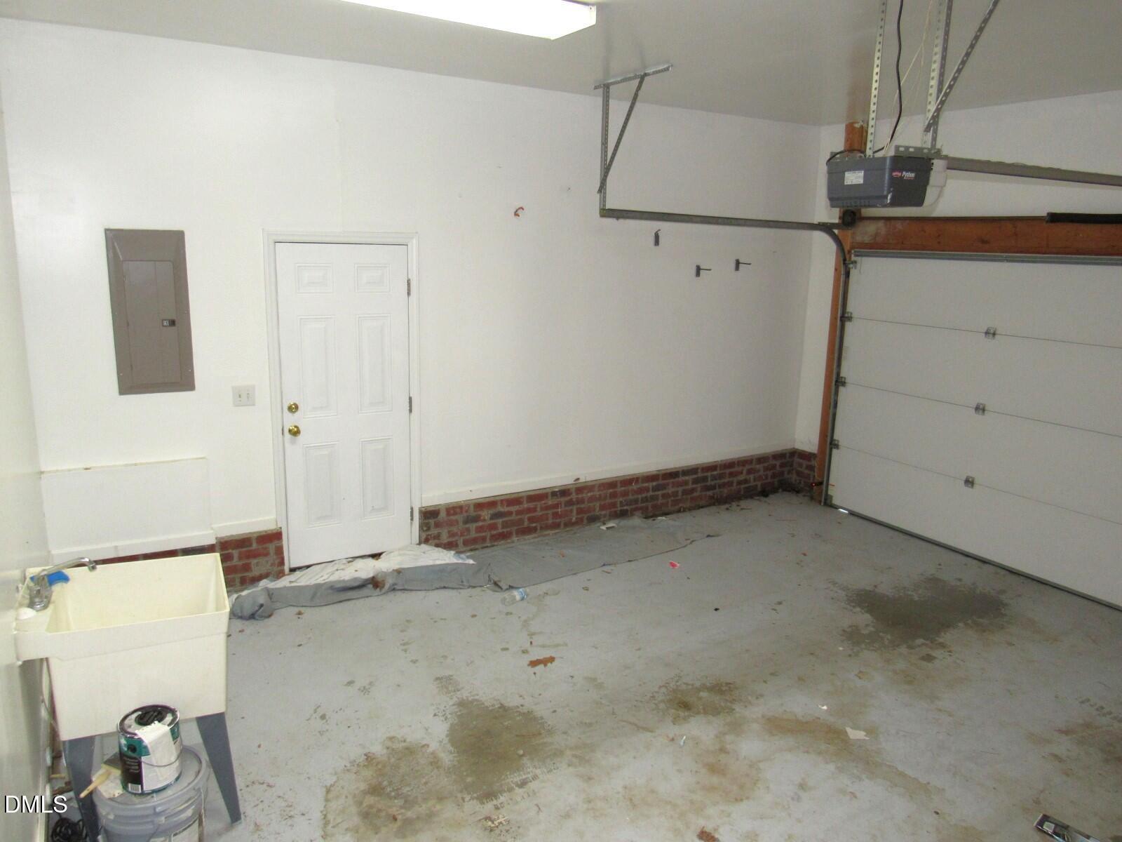 2723 Clifton Avenue Property Photo 45