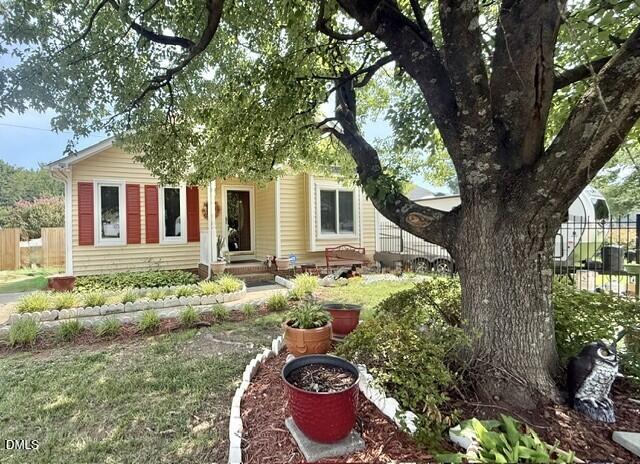 425 Talmage Street Property Photo 1