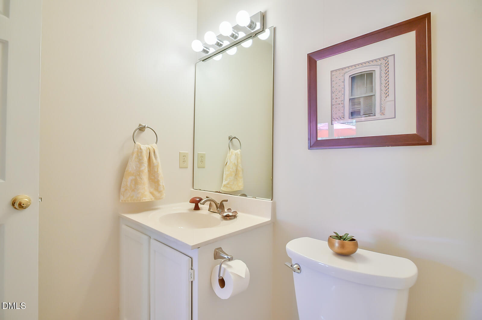 121 Weathersfield Drive Property Photo 19