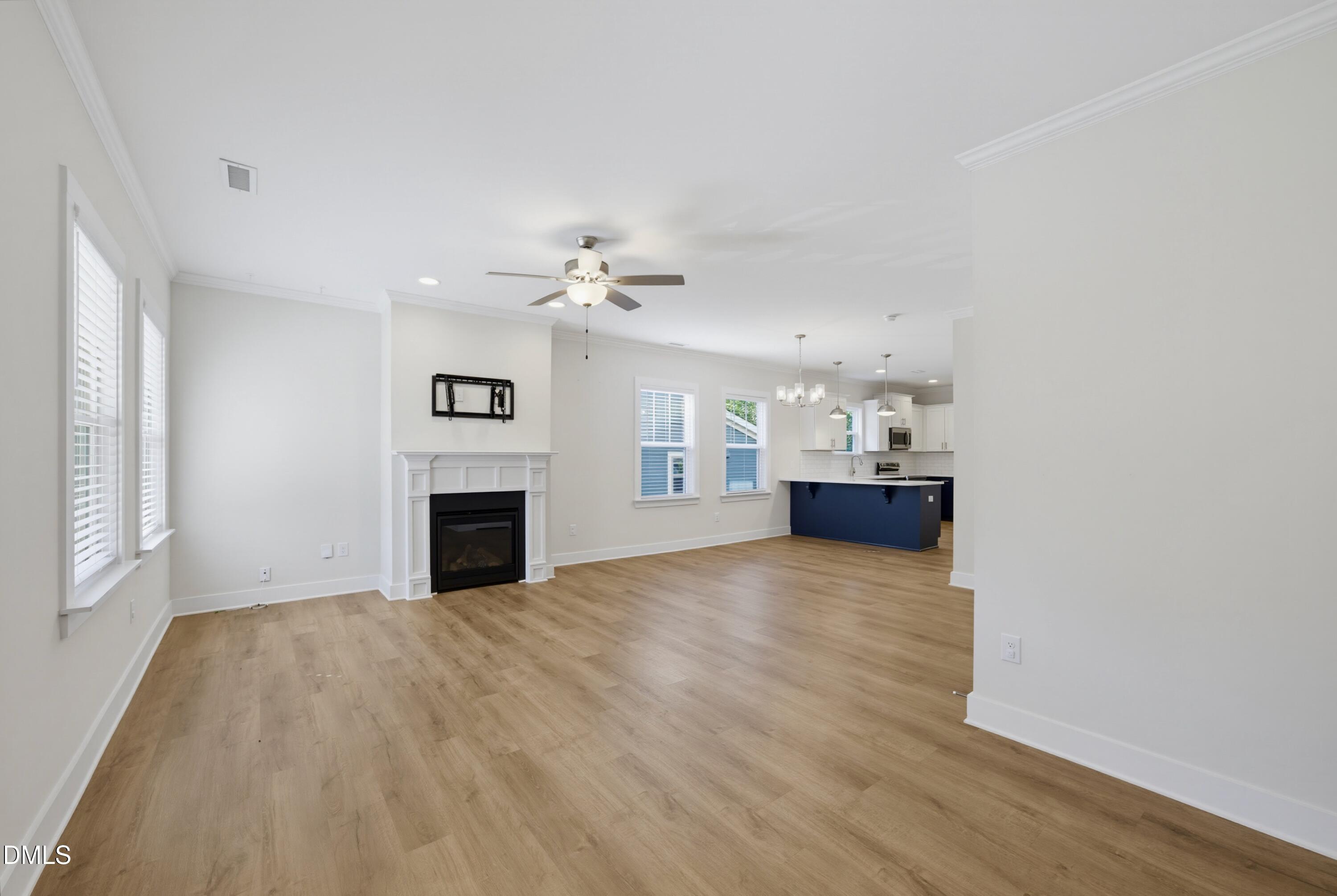 2409 Miriam Circle Property Photo 3