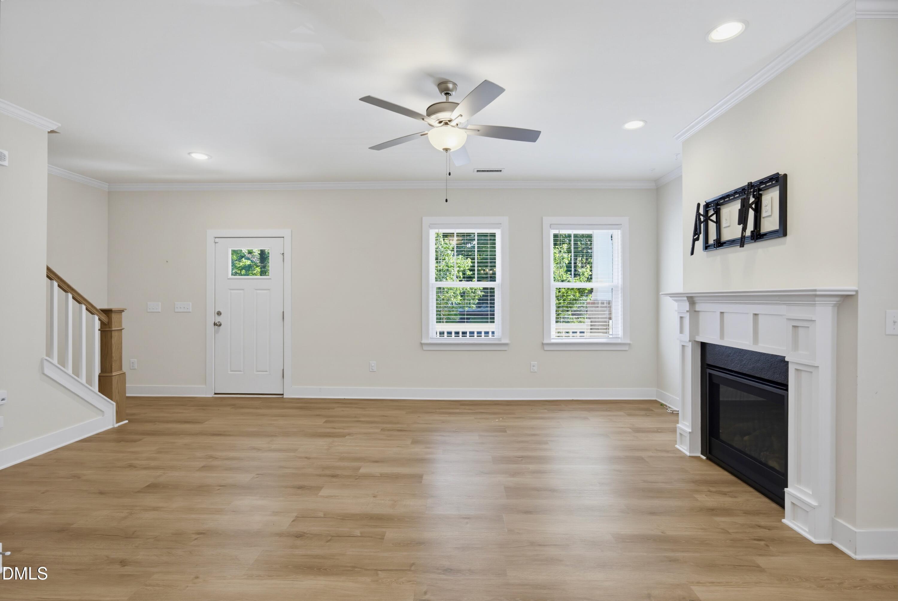 2409 Miriam Circle Property Photo 6