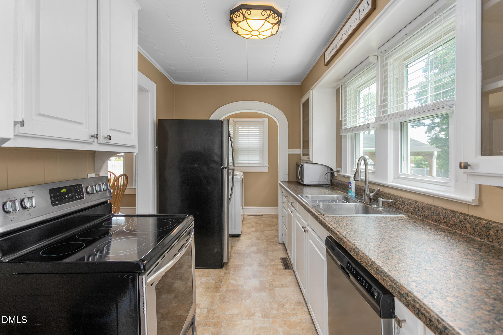 2308 Venie Street Property Photo 11