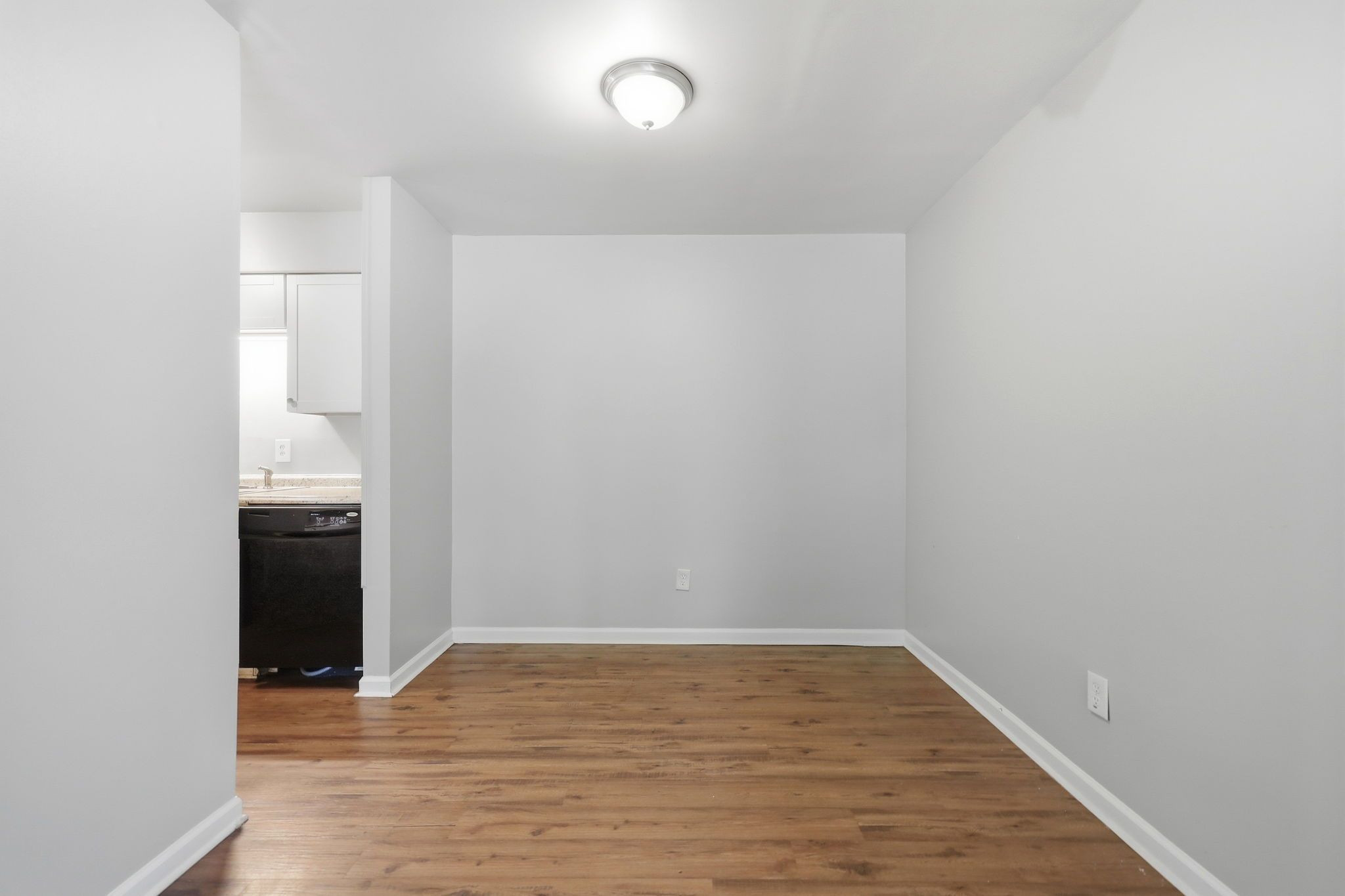 1130 Schaub Dr Drive A Property Photo 6