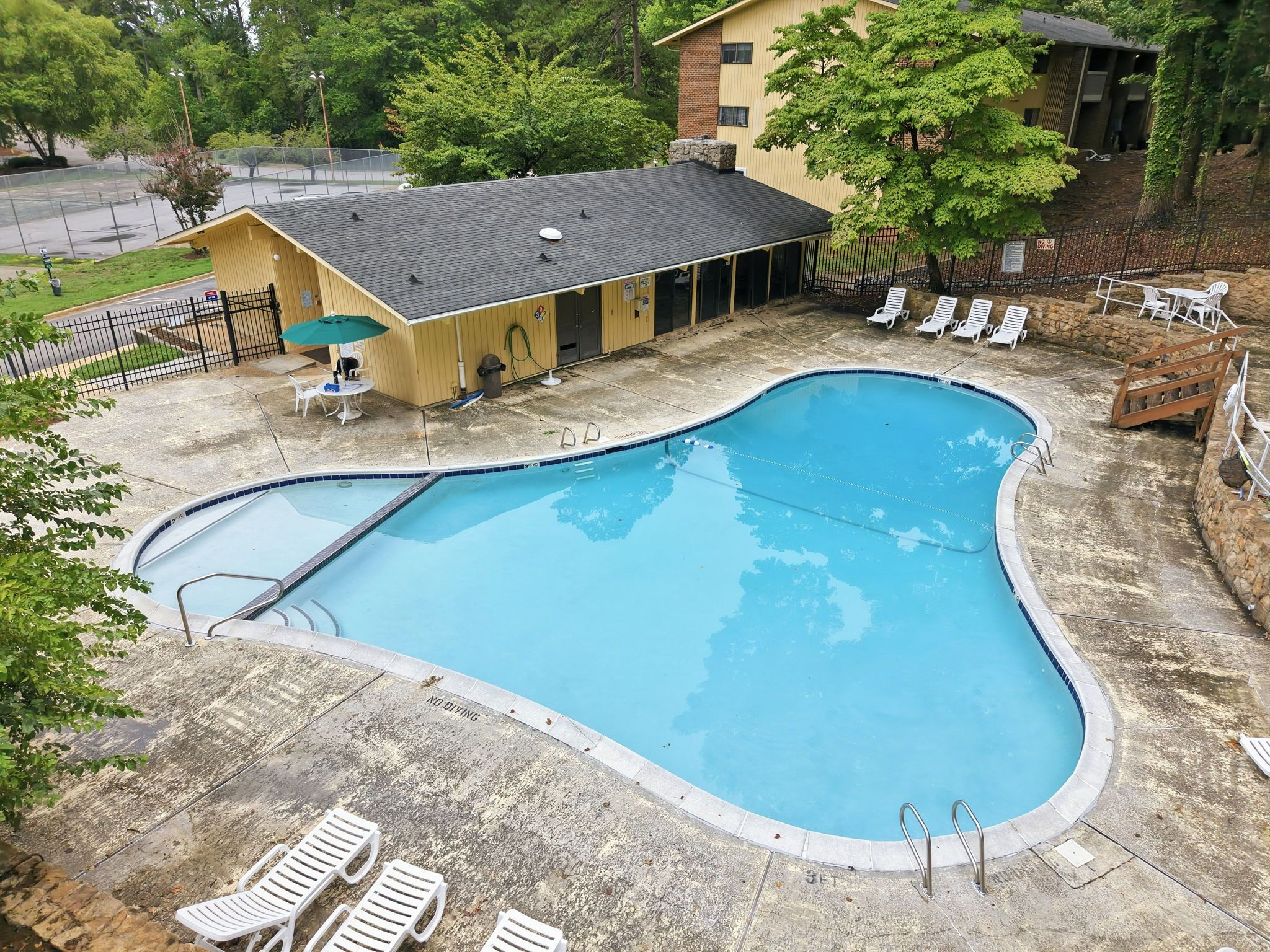 1130 Schaub Dr Drive A Property Photo 24