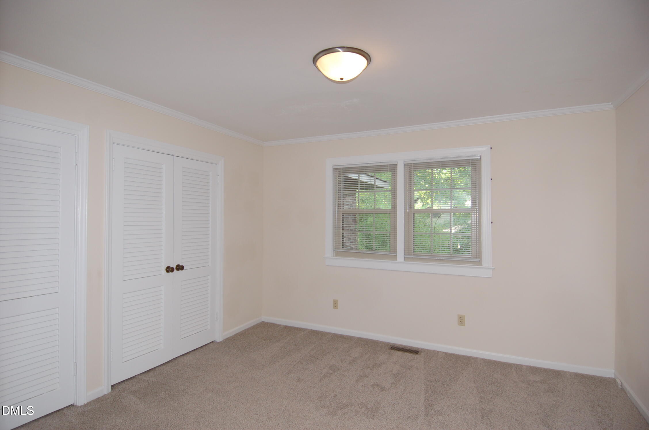 706 Smedes Place Property Photo 12