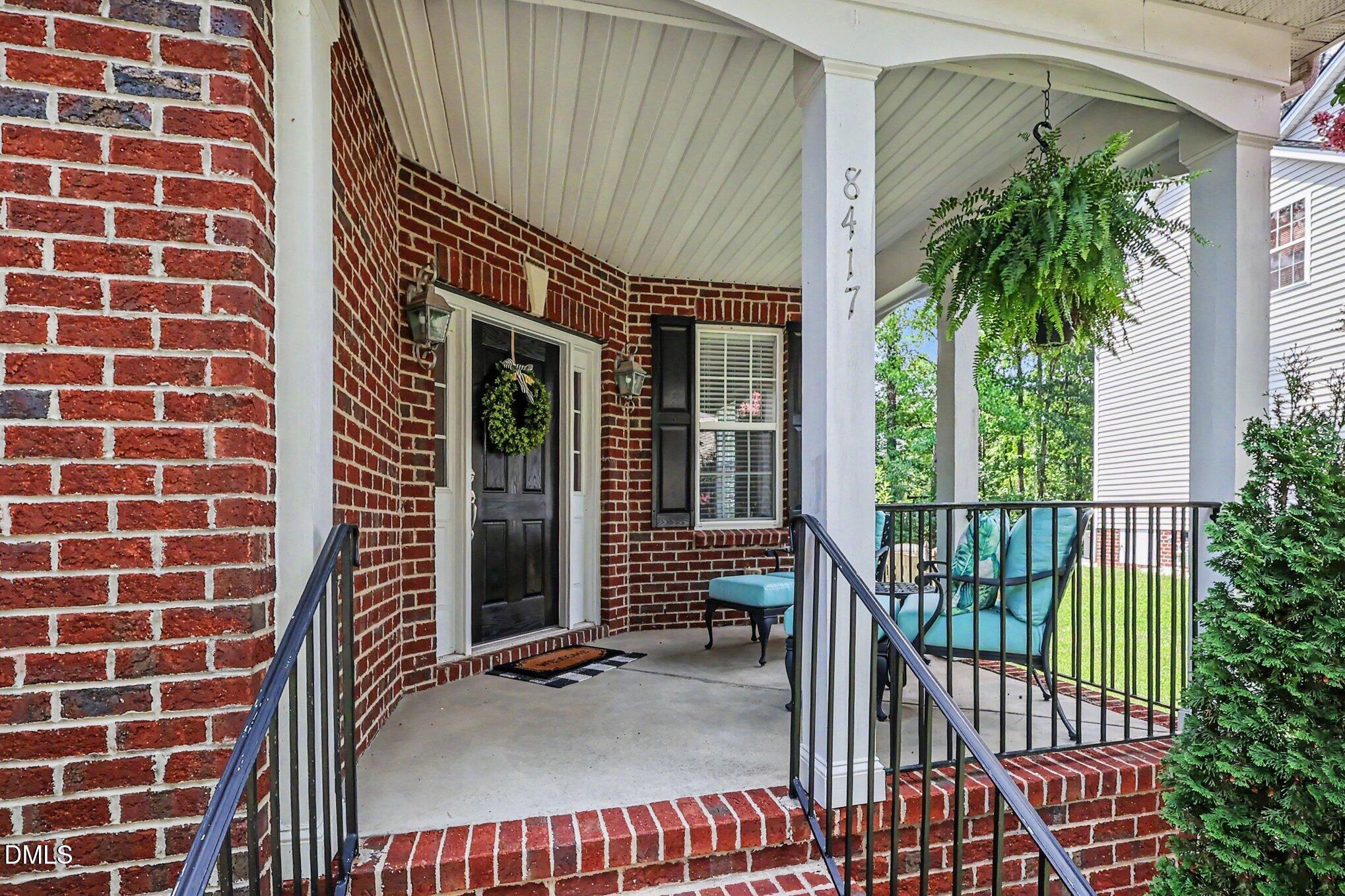8417 Dunnington Circle Property Photo 4