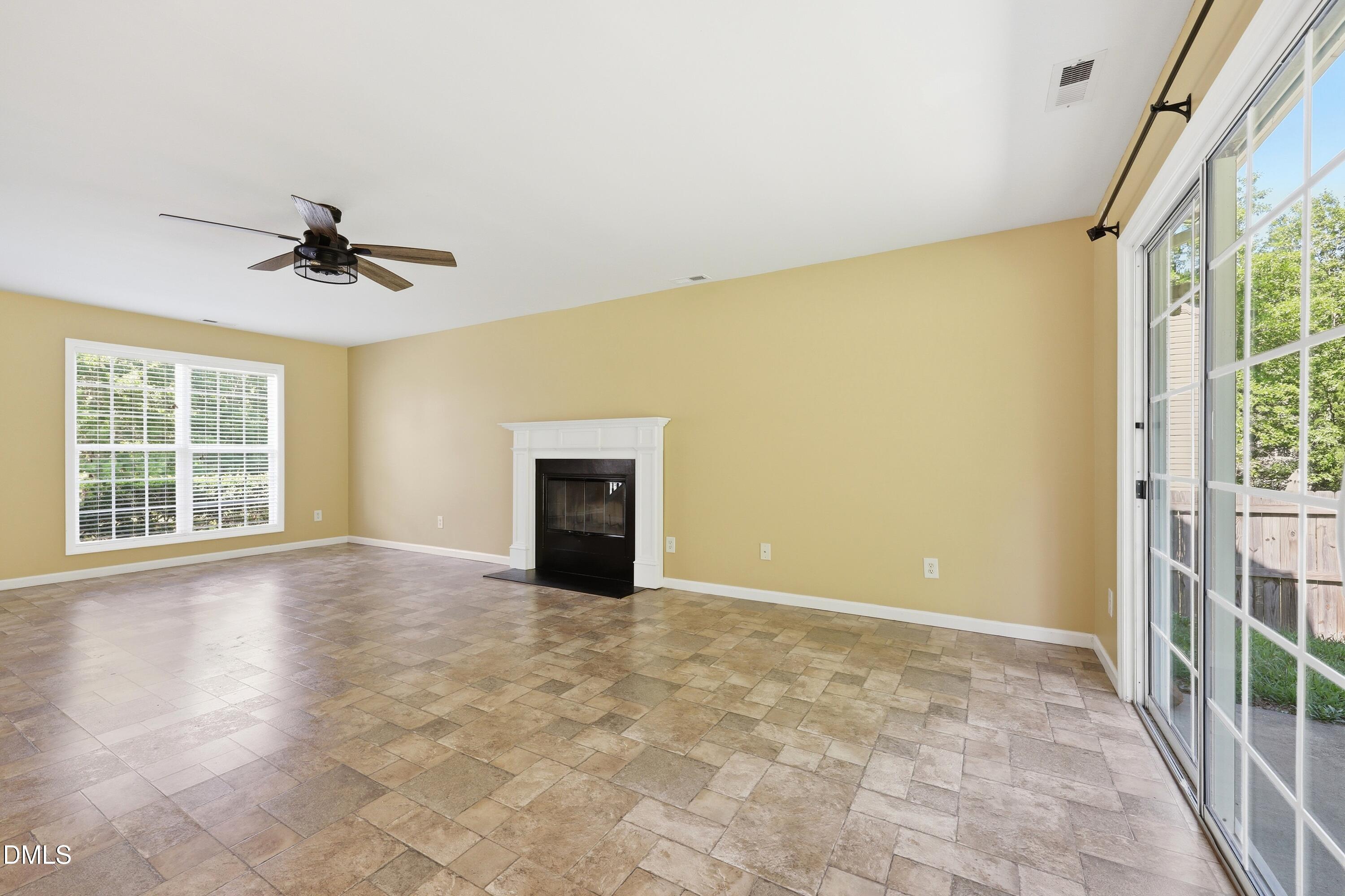 805 Northwood Hills Avenue Property Photo 5